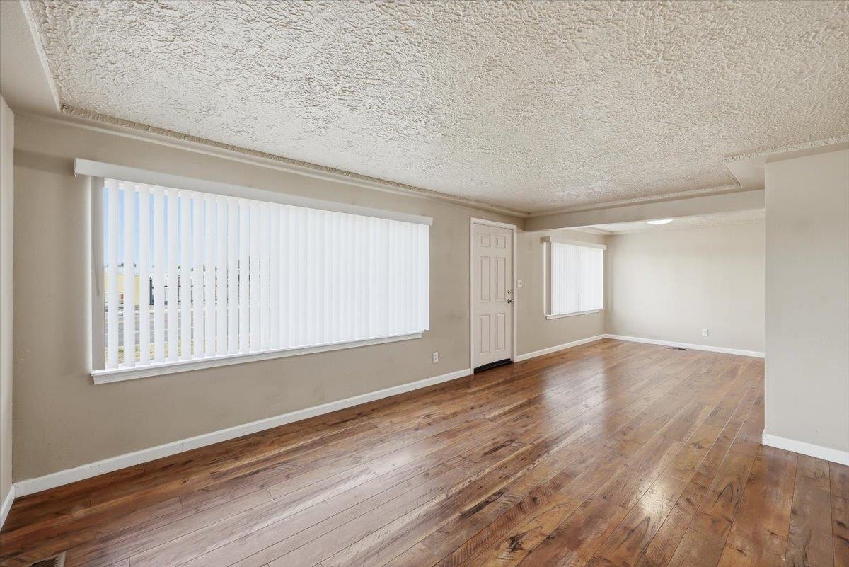 1828 E Francis Ave - Photo 4