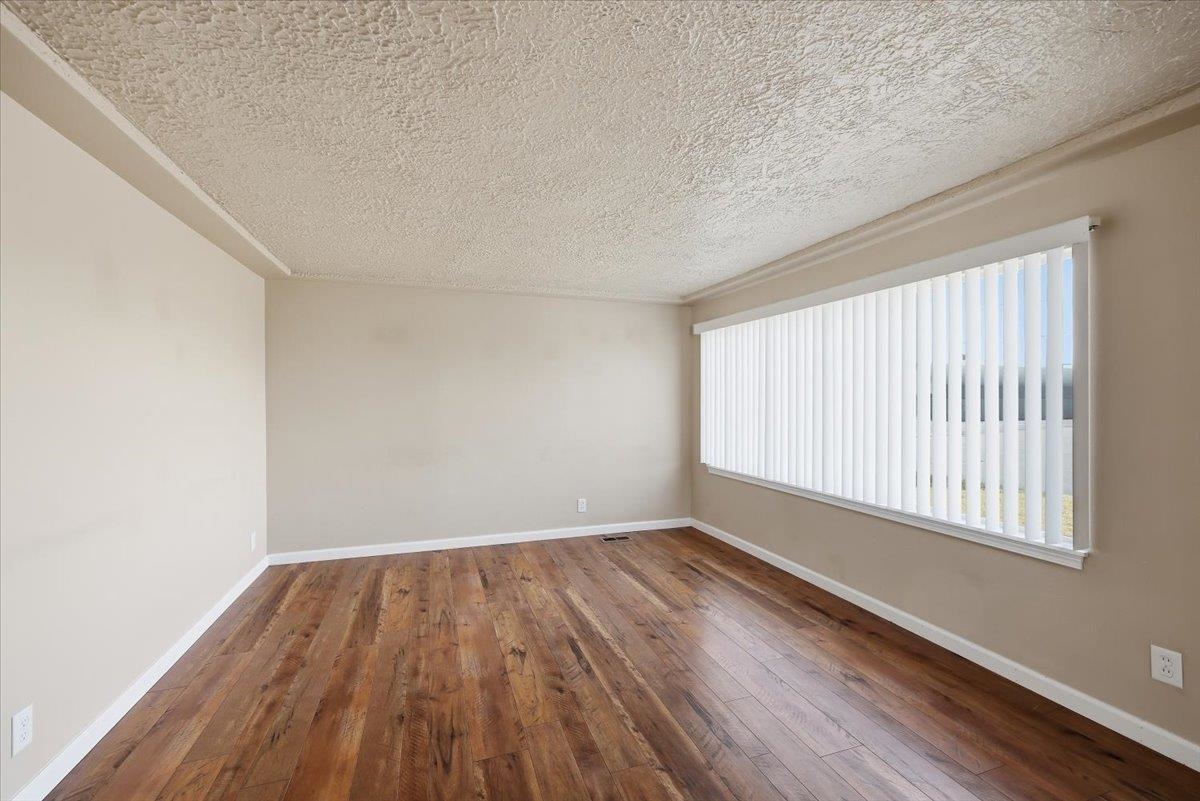 1828 E Francis Ave - Photo 7