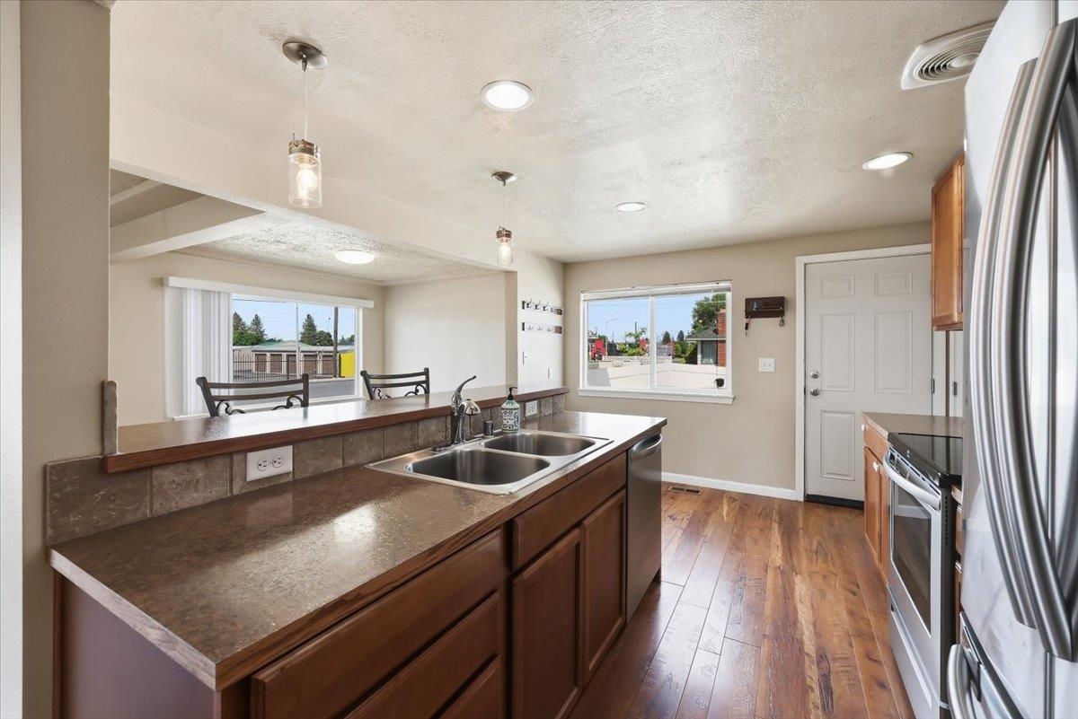 1828 E Francis Ave - Photo 13