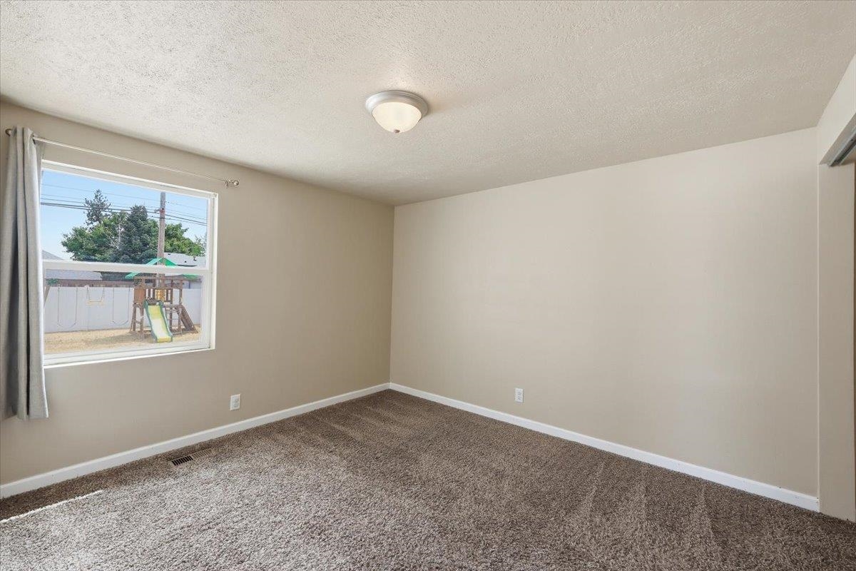 1828 E Francis Ave - Photo 19