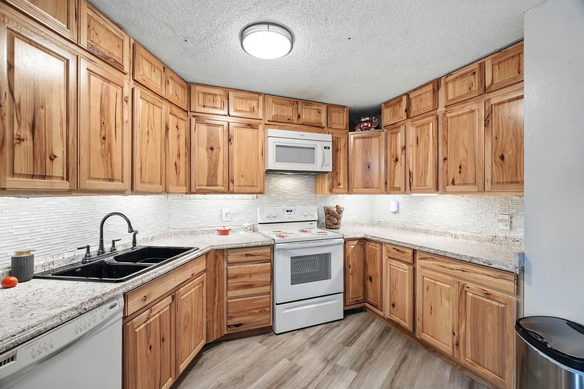 9020 N Country Homes Blvd - Photo 11