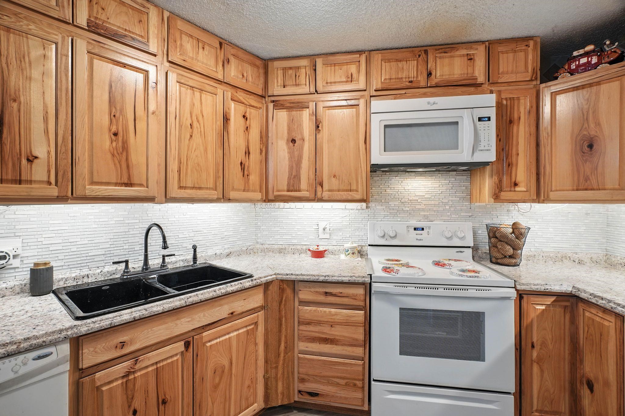 9020 N Country Homes Blvd - Photo 12