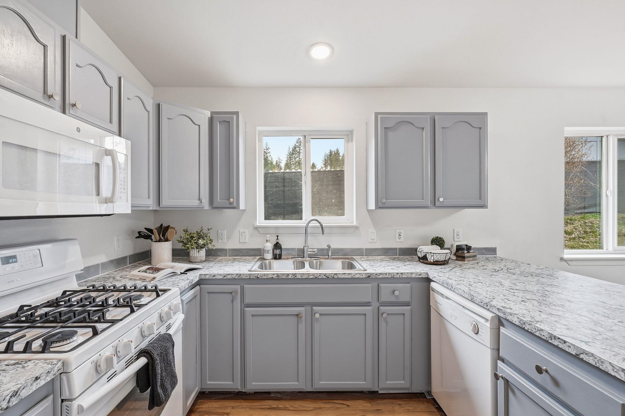 1919 W 27th Ave - Photo 8