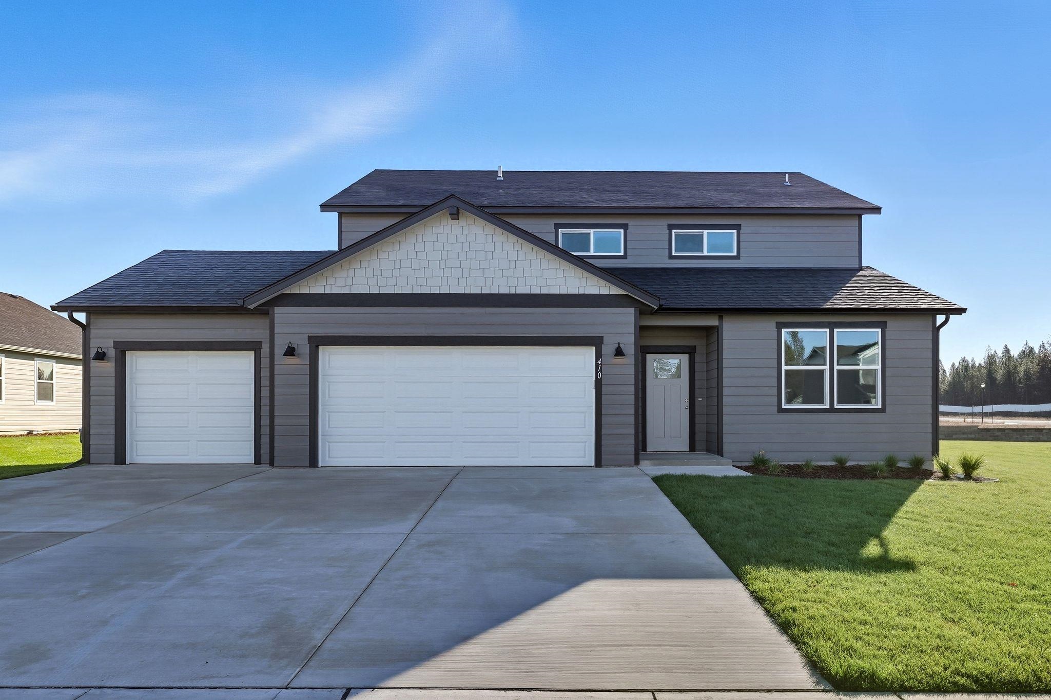 410 N WASHINGTON Dr - Photo 1