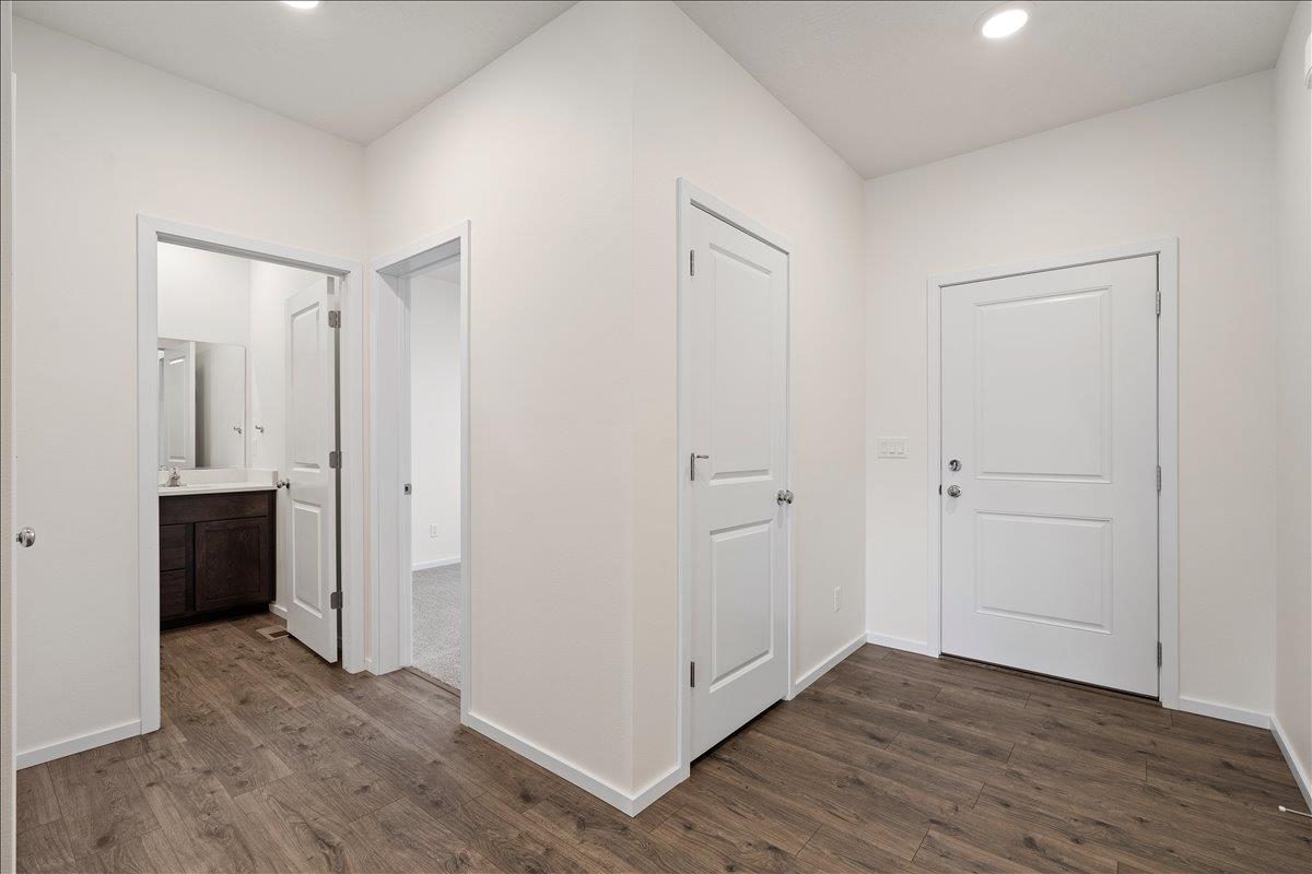 410 N WASHINGTON Dr - Photo 14