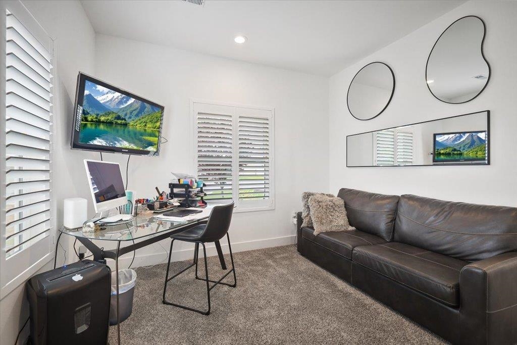 701 N Country Club Dr - Photo 32