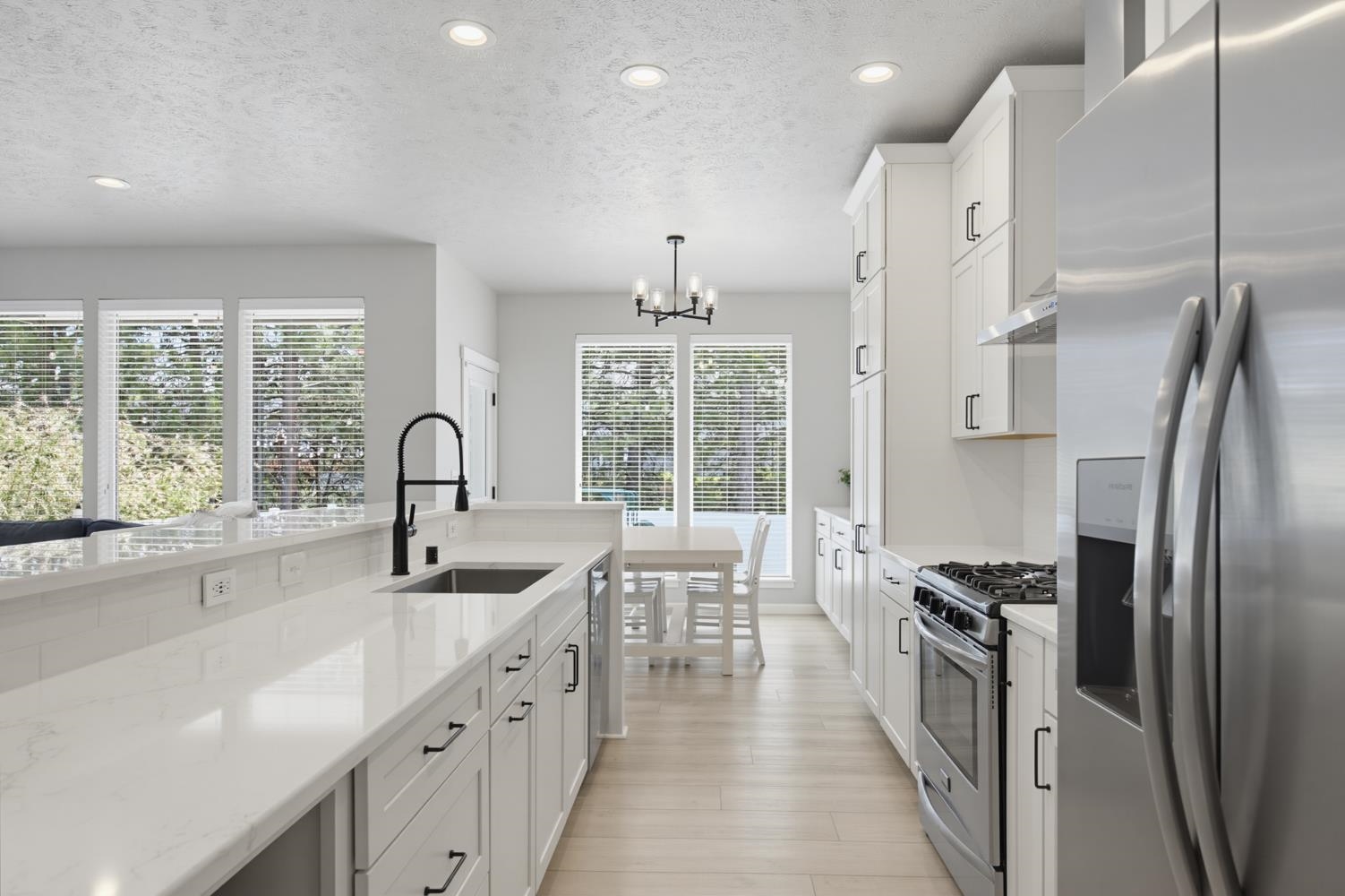 4504 E 34th Ln - Photo 6