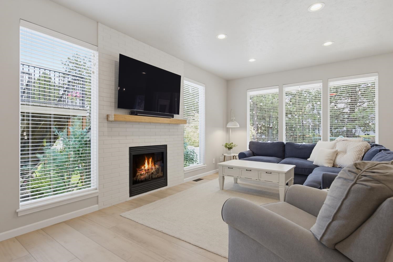 4504 E 34th Ln - Photo 8