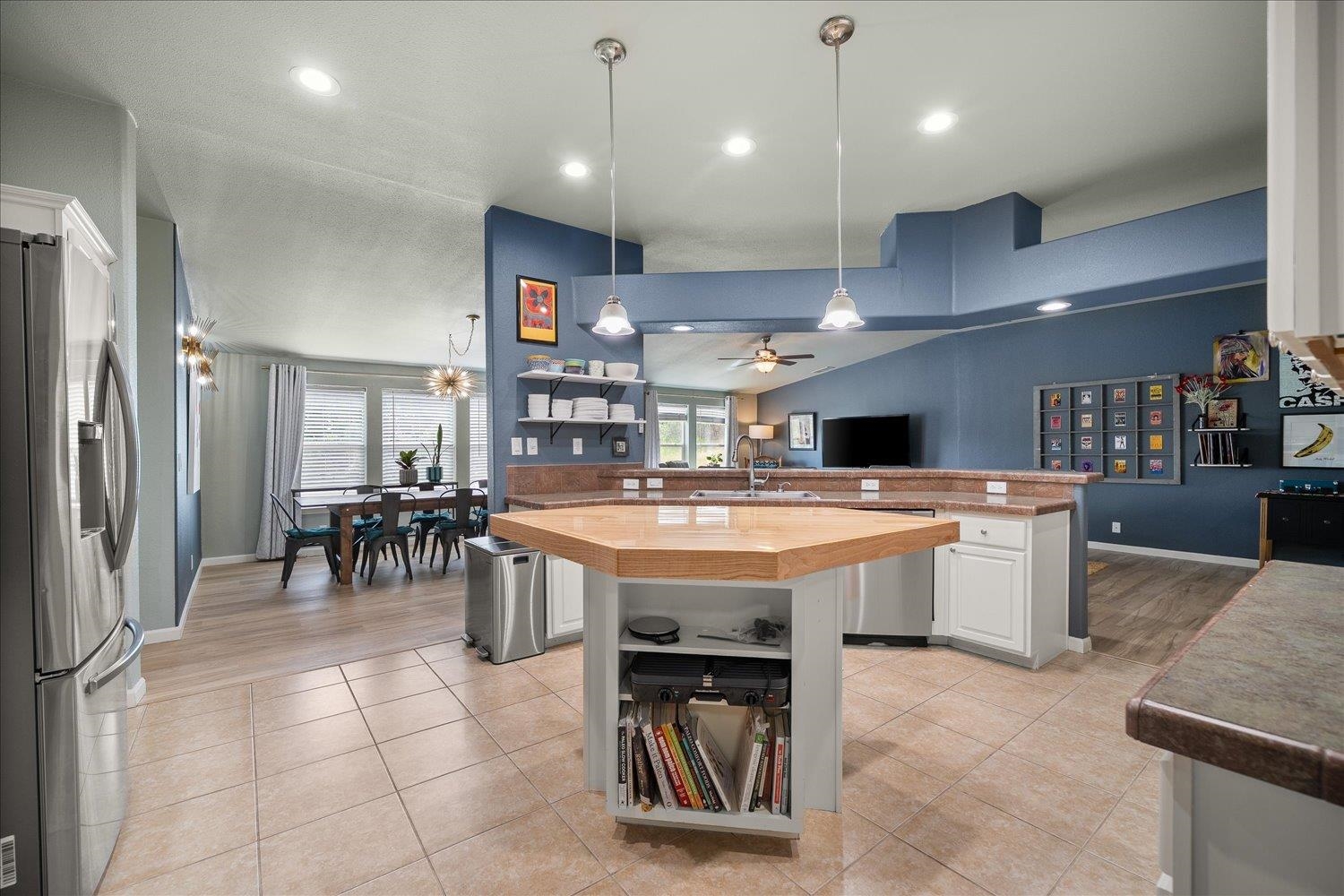 1131 W San Salvador St - Photo 11