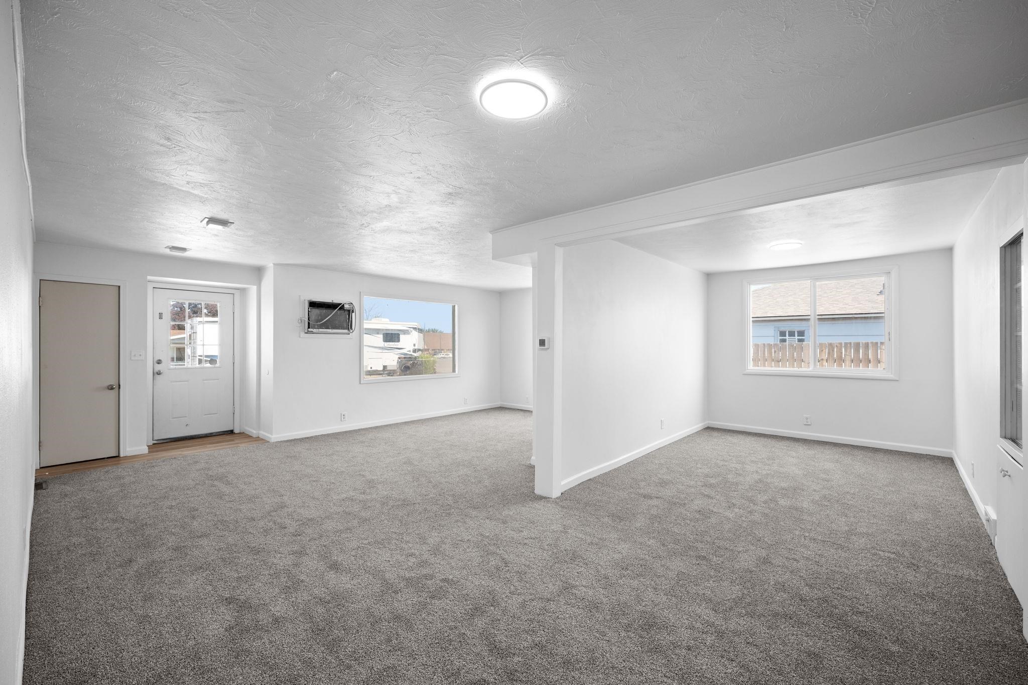 308 E 7th Ave - Photo 2