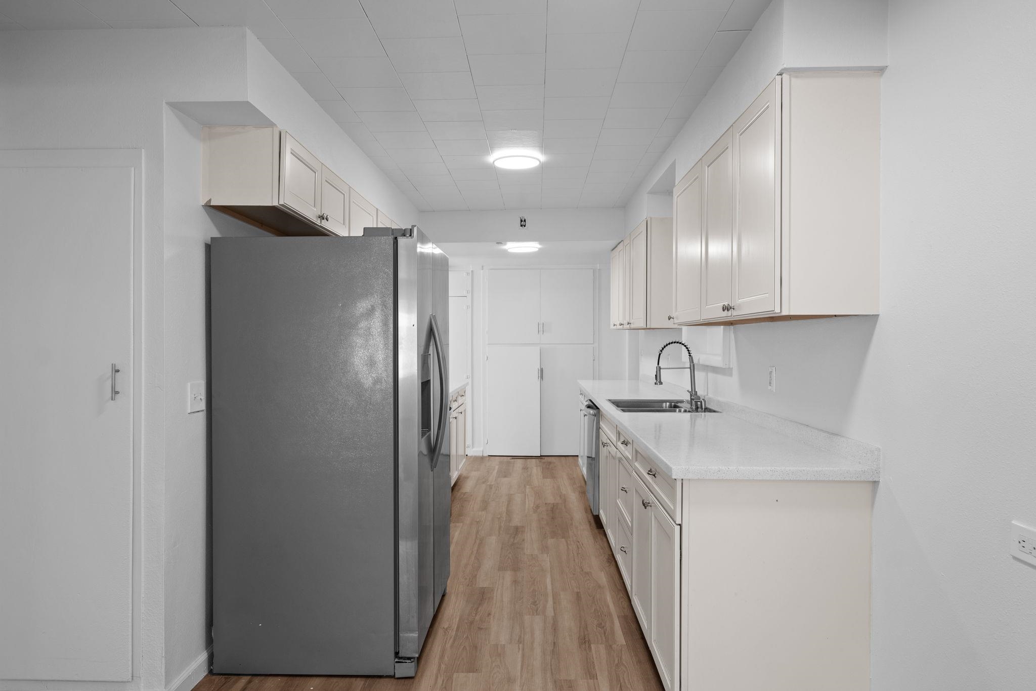 308 E 7th Ave - Photo 5