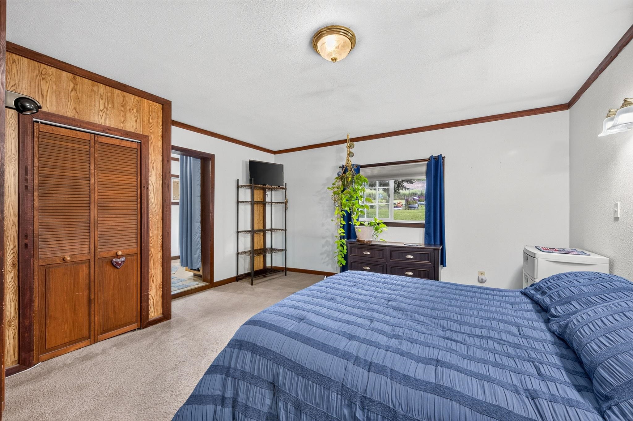 155 E 4th Ave - Photo 14