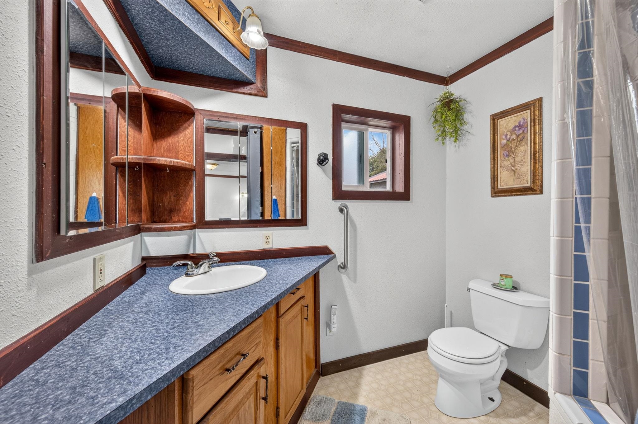 155 E 4th Ave - Photo 15