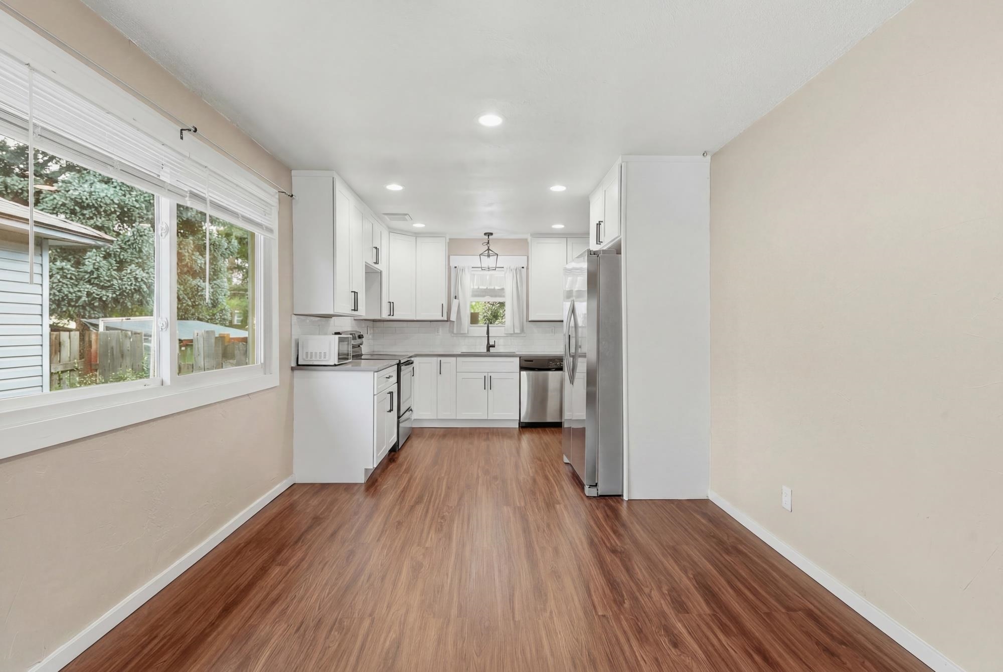 4112 W Wellesley Ave - Photo 6