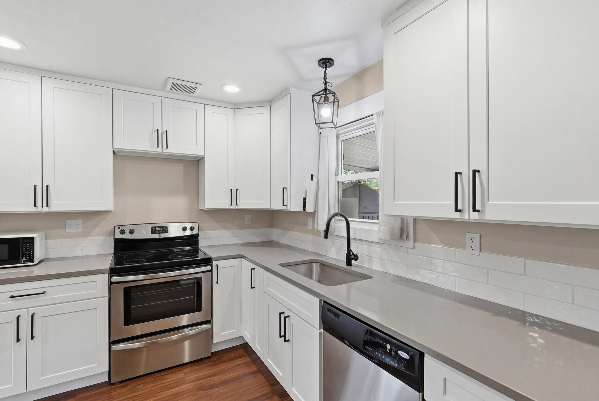 4112 W Wellesley Ave - Photo 11