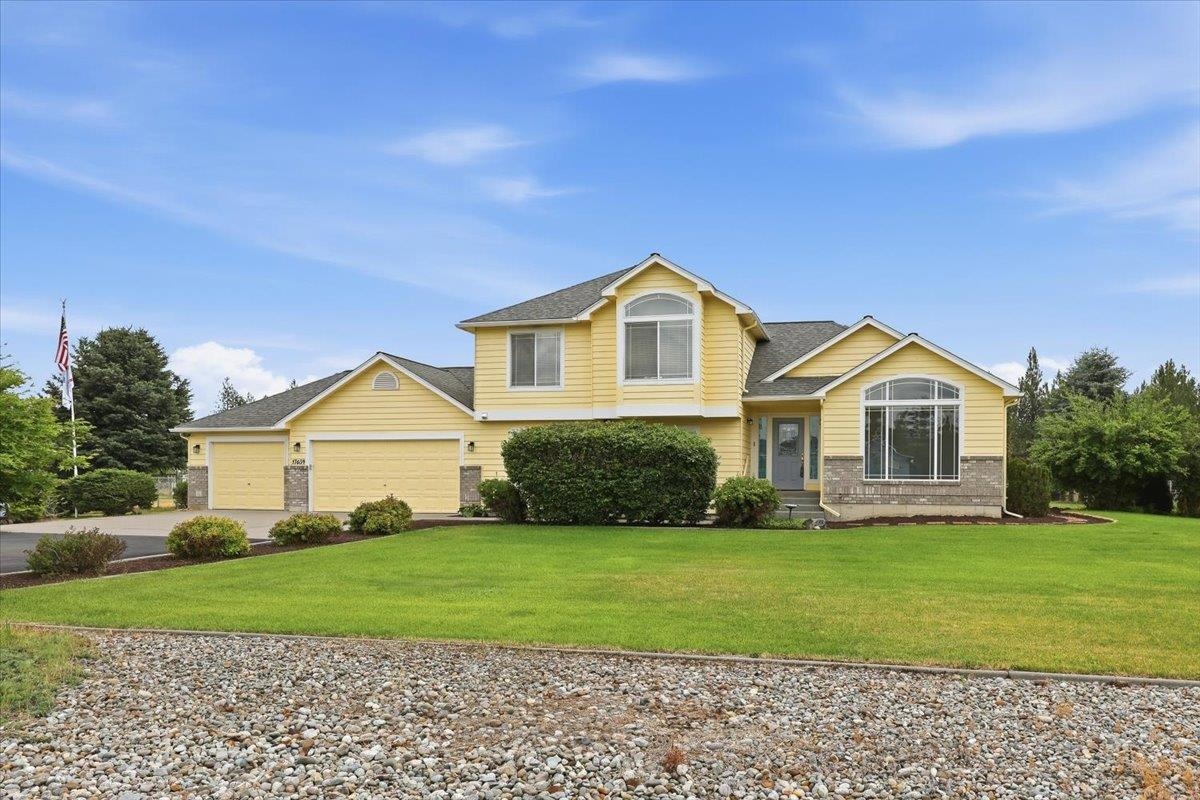 17659 N Sunnyvale Dr - Photo 1