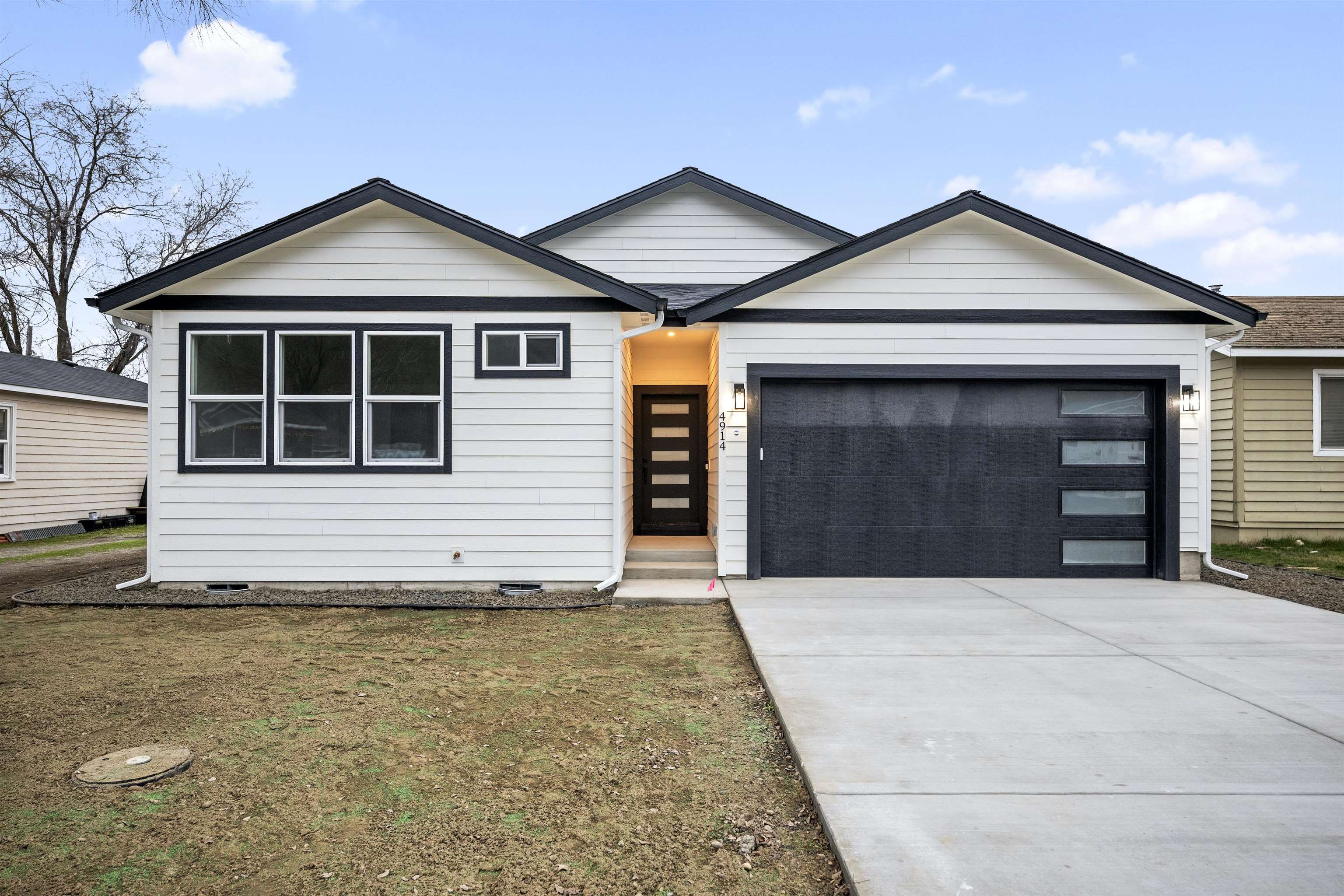 4914 E Fairview Ave - Photo 1