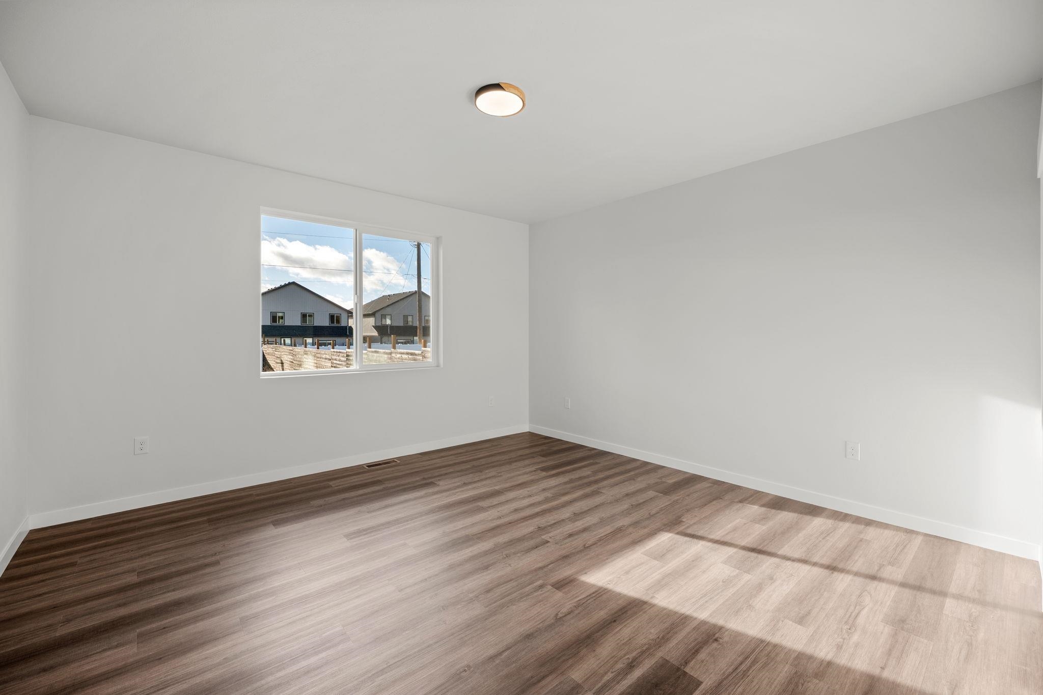 4914 E Fairview Ave - Photo 17