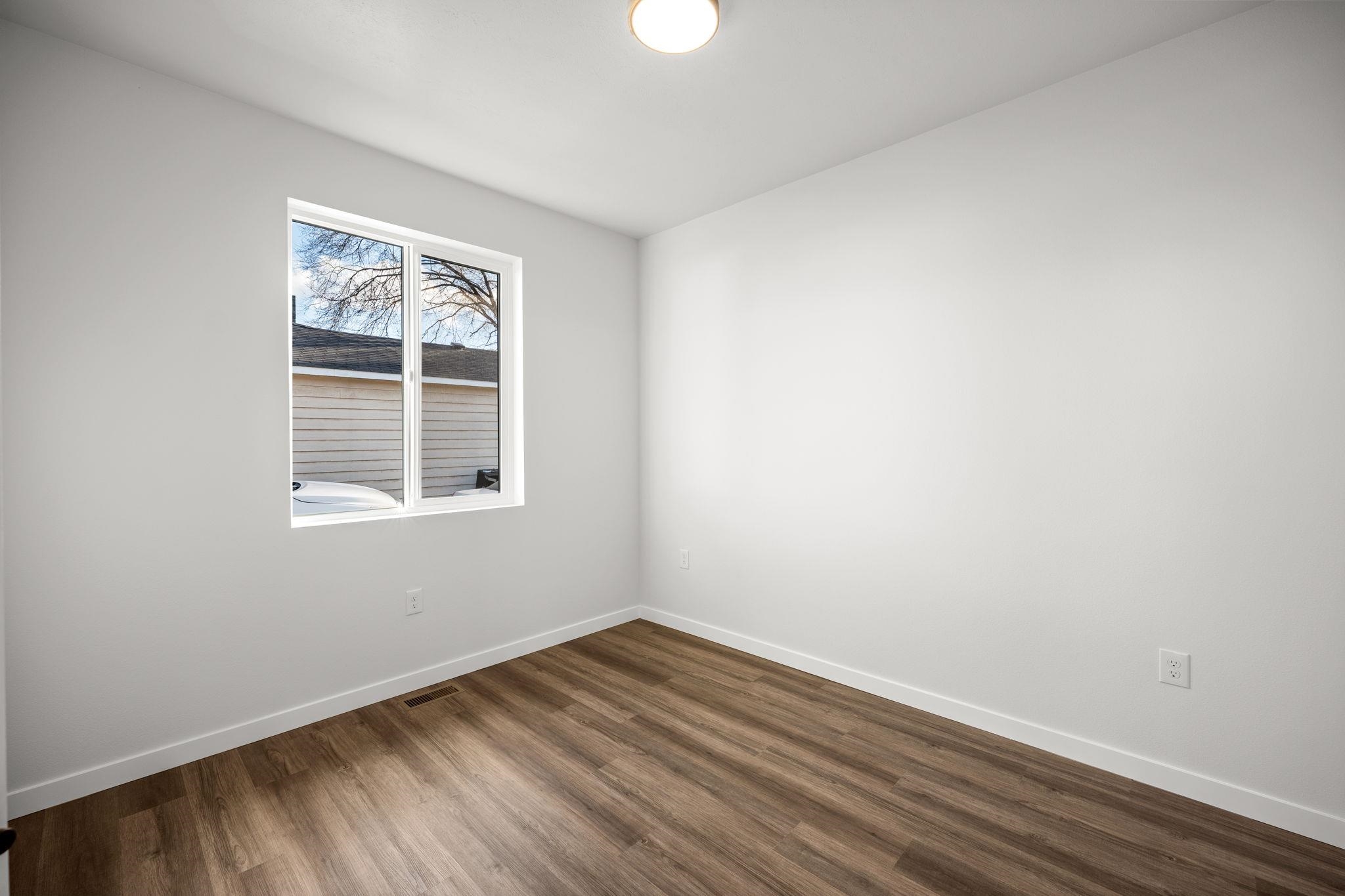 4914 E Fairview Ave - Photo 22