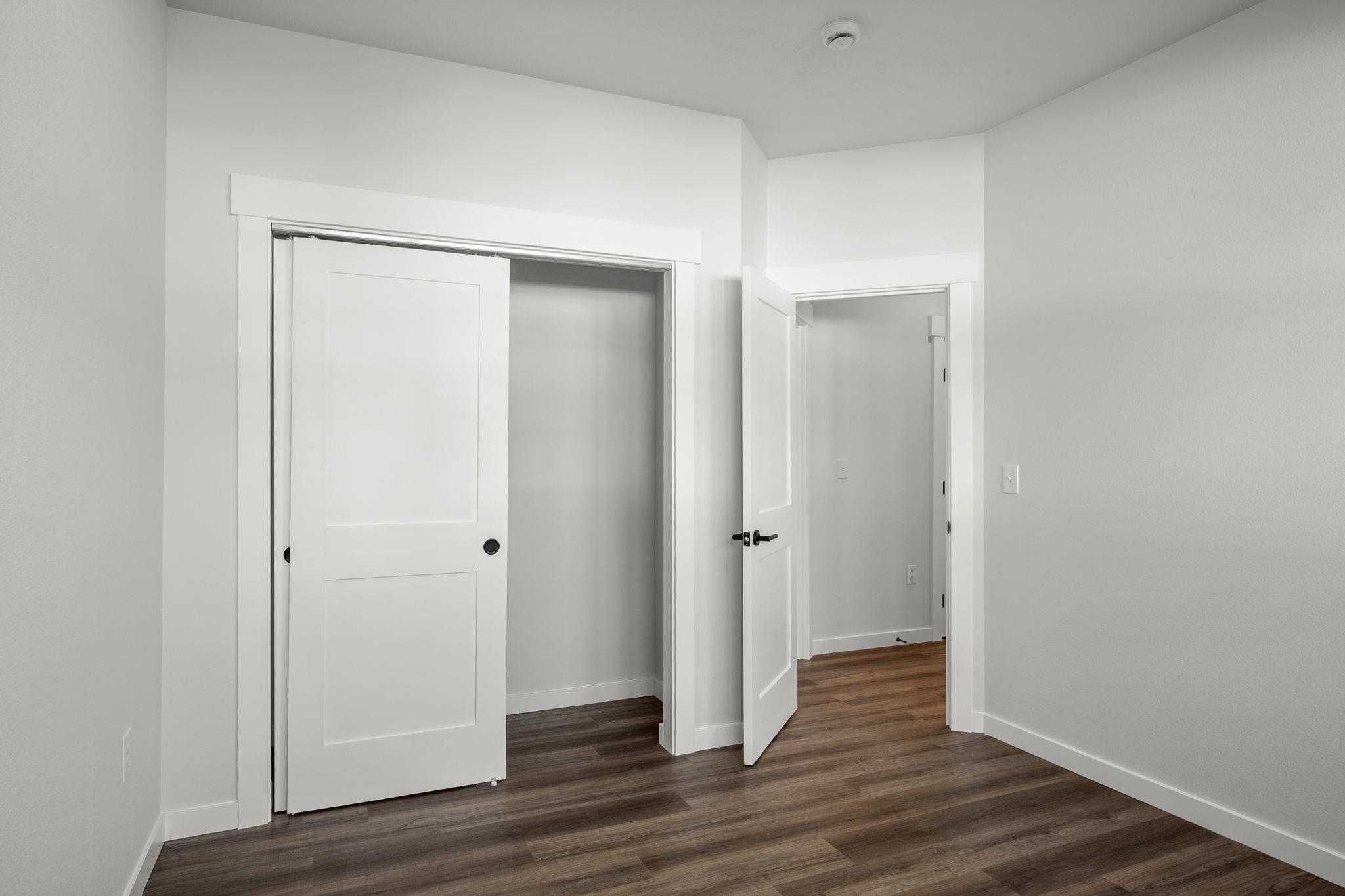 4914 E Fairview Ave - Photo 28