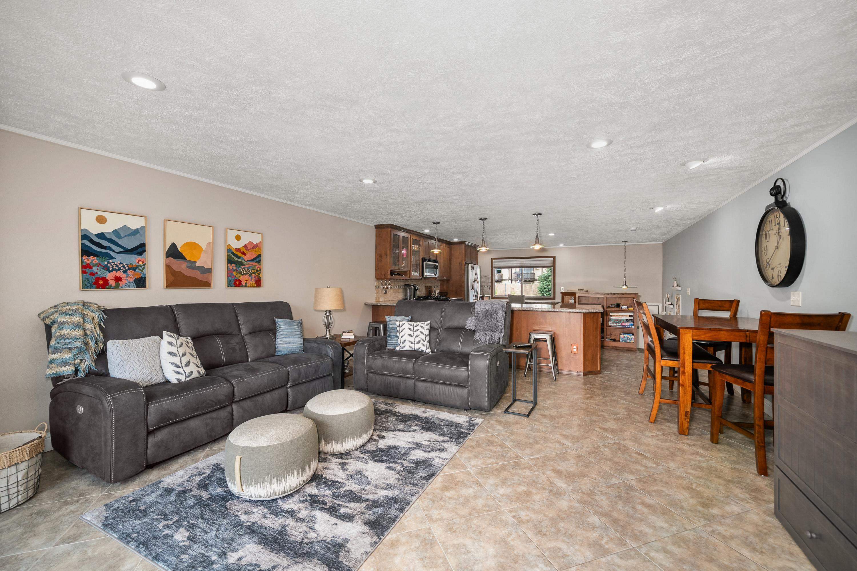 311 S Shoreline Dr - Photo 4