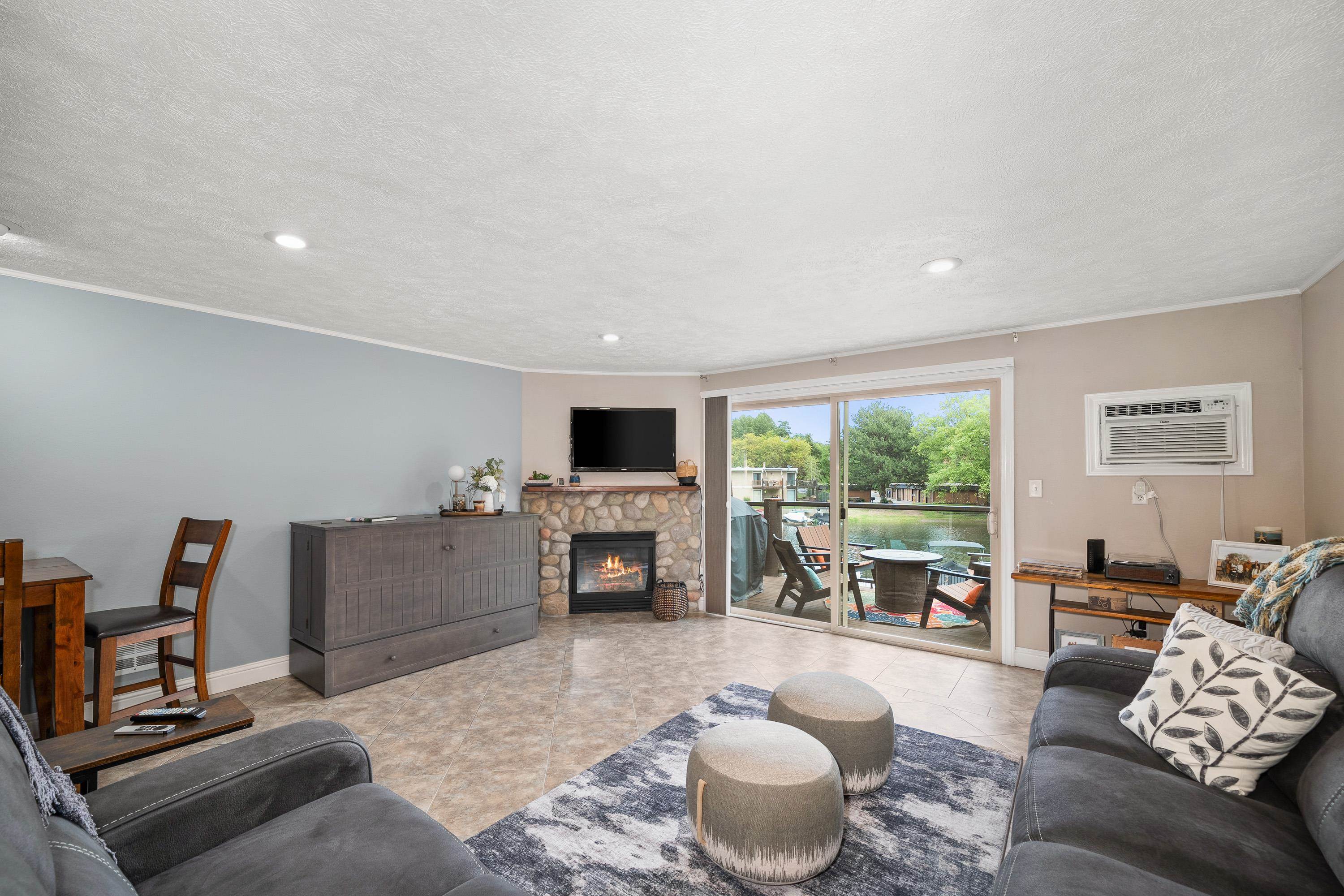 311 S Shoreline Dr - Photo 6