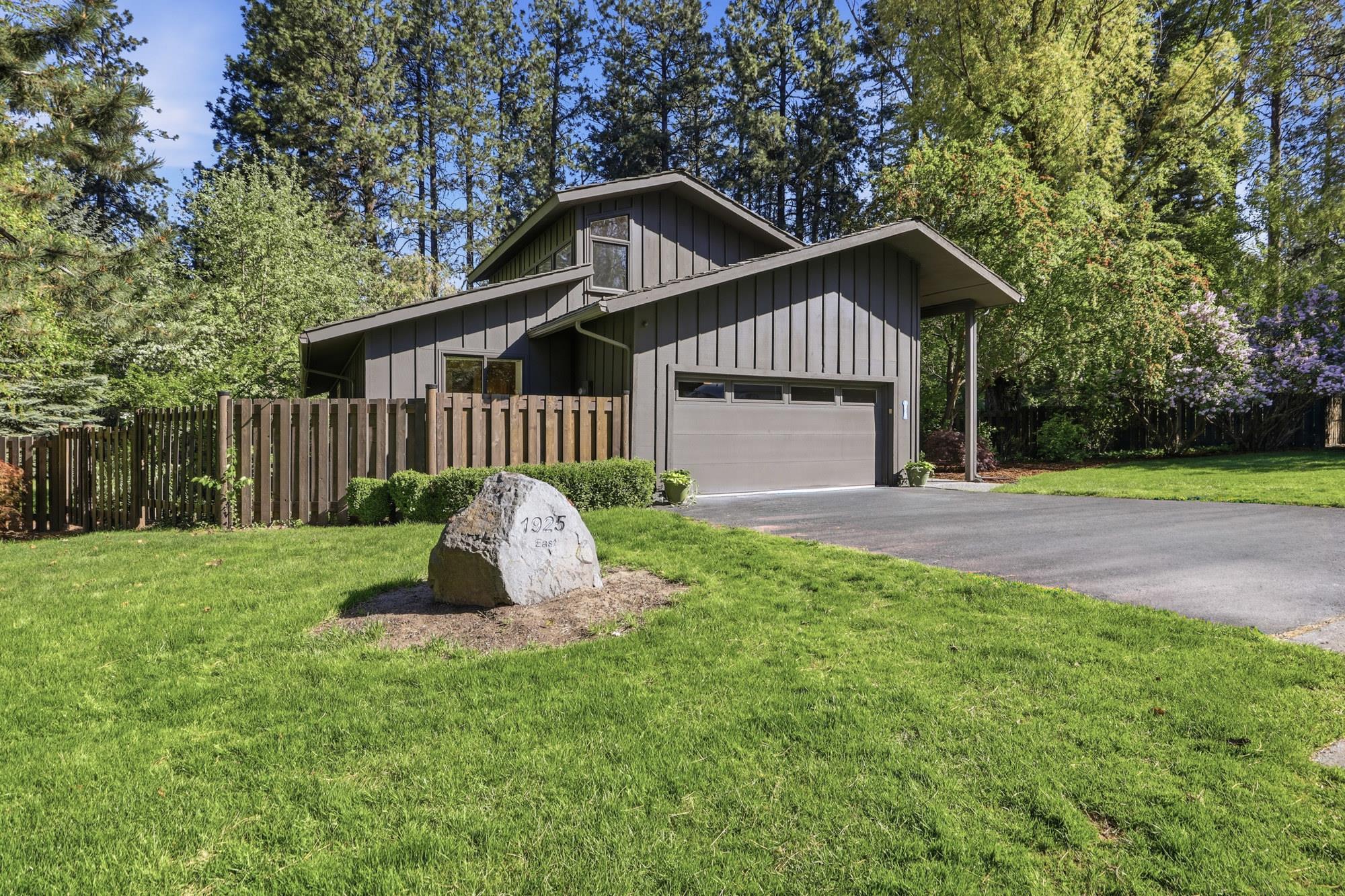 1925 E Rockwood Blvd - Photo 3