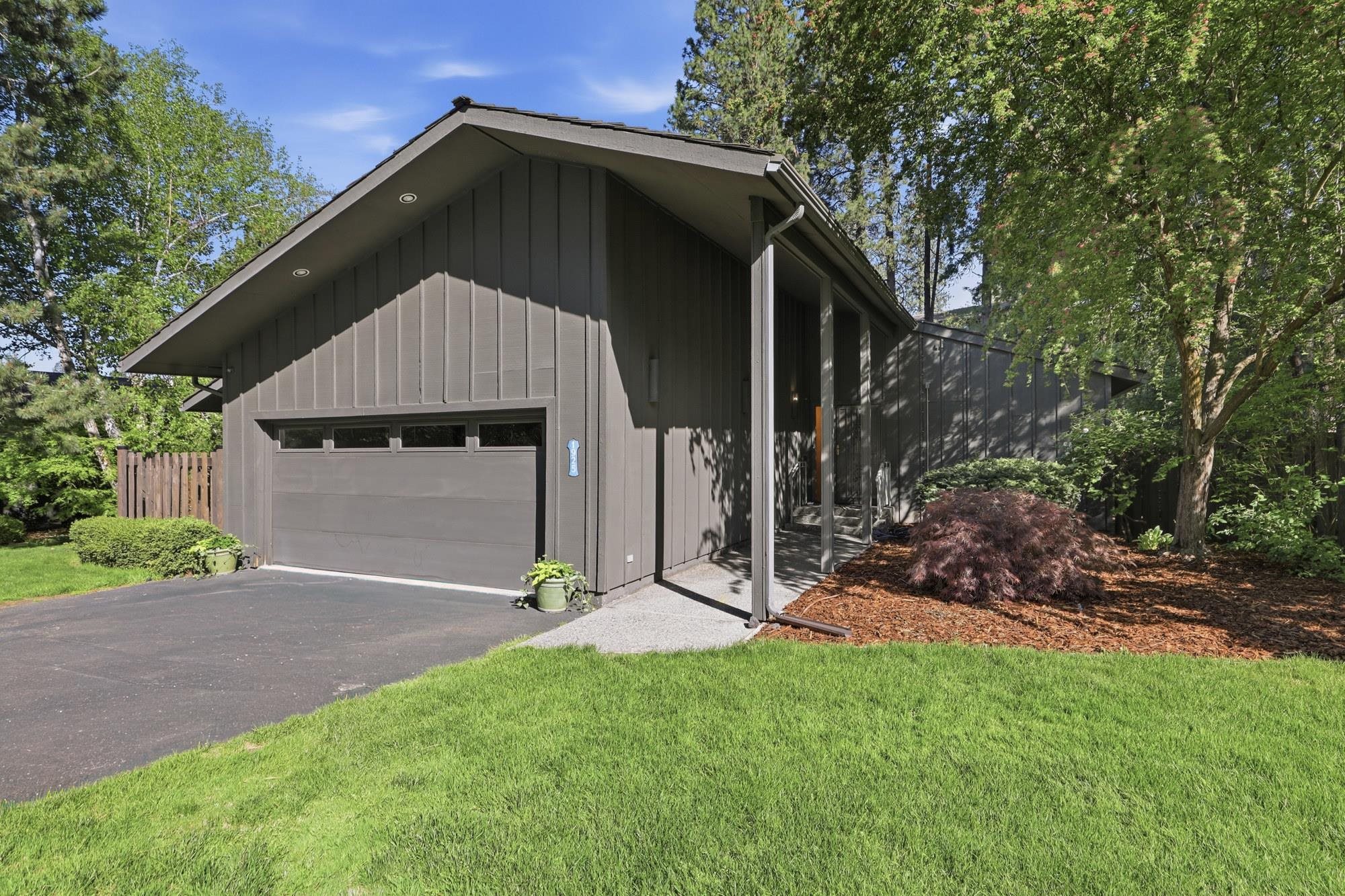 1925 E Rockwood Blvd - Photo 5
