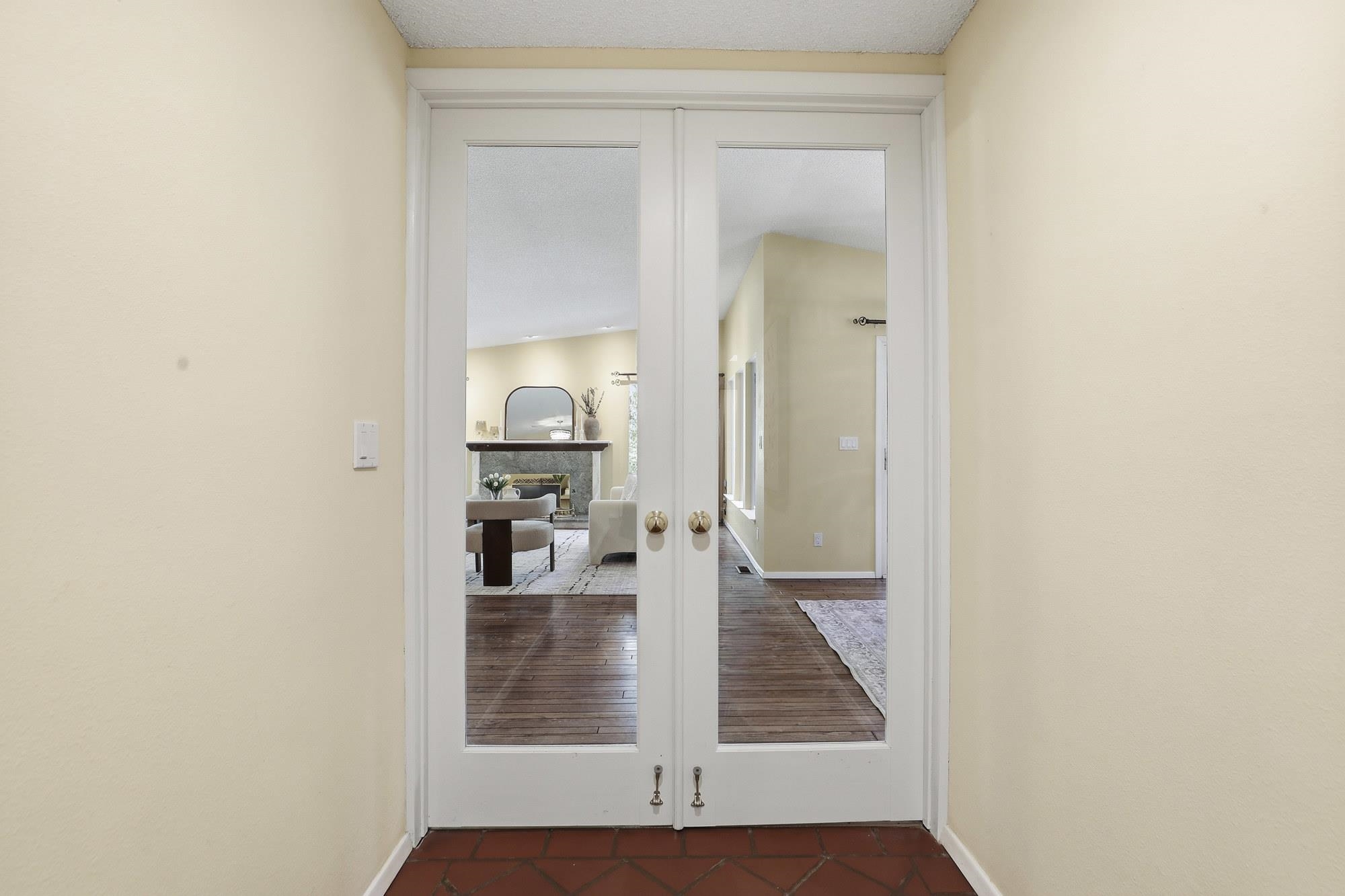1925 E Rockwood Blvd - Photo 7
