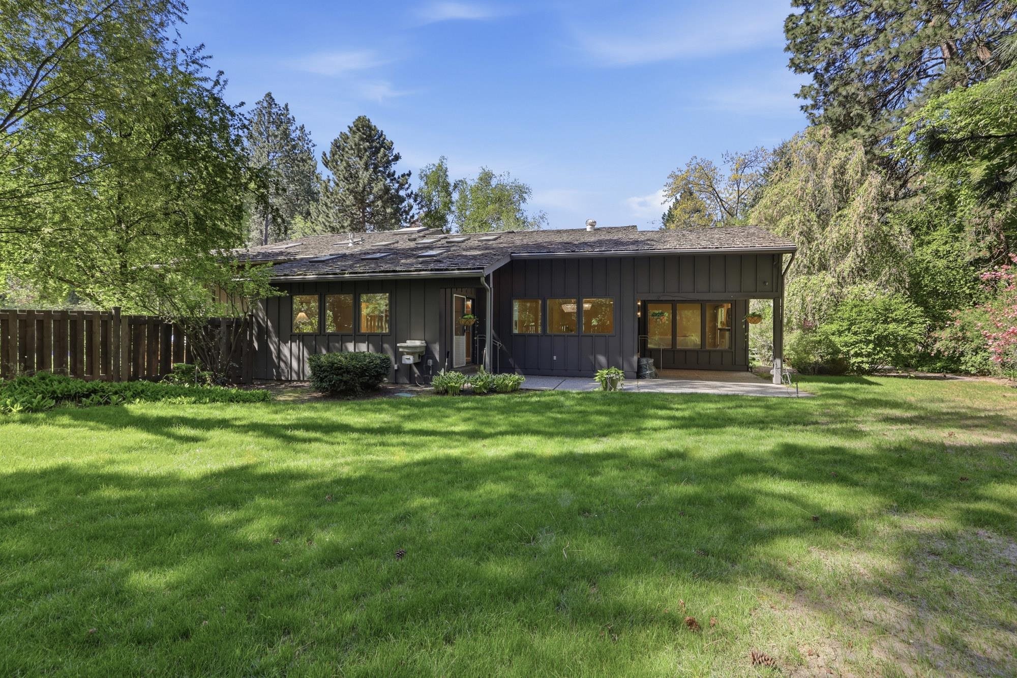 1925 E Rockwood Blvd - Photo 31