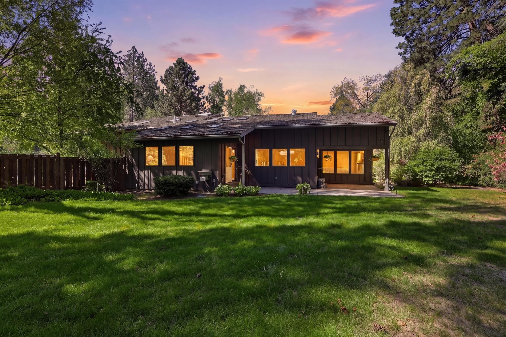 1925 E Rockwood Blvd - Photo 32