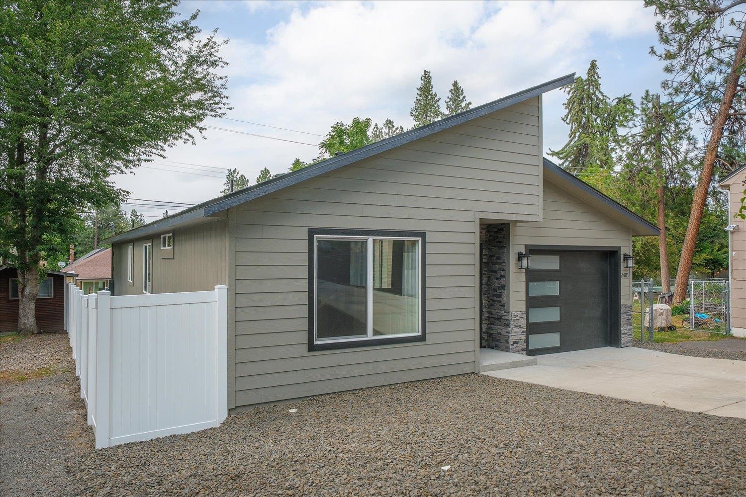 2801 E 17th Ave - Photo 3