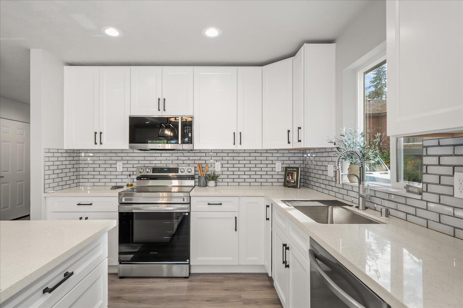 2801 E 17th Ave - Photo 17