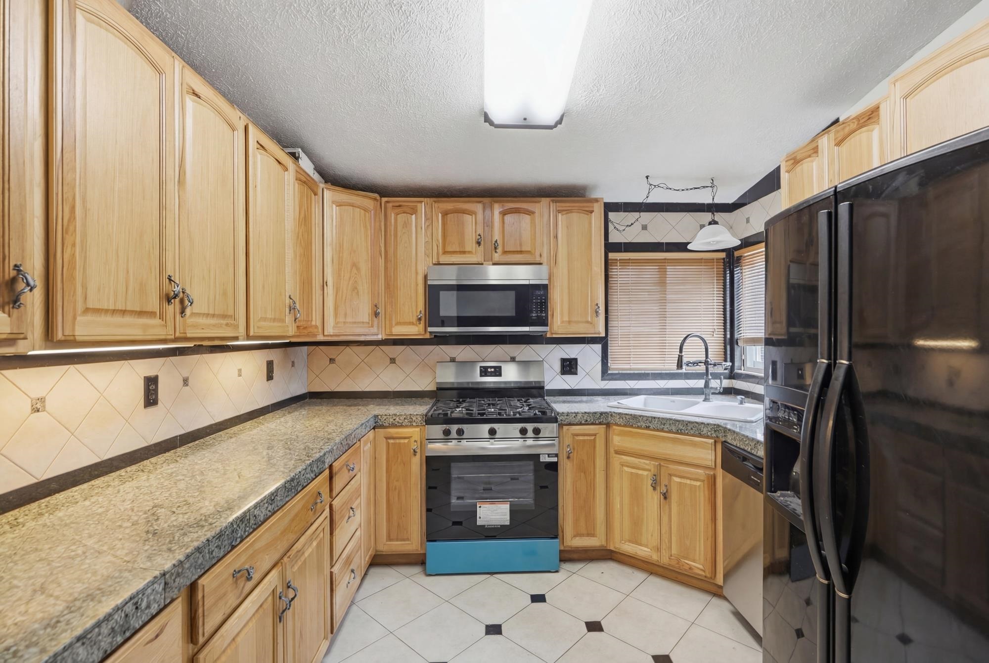 14723 E Olympic Ave - Photo 6