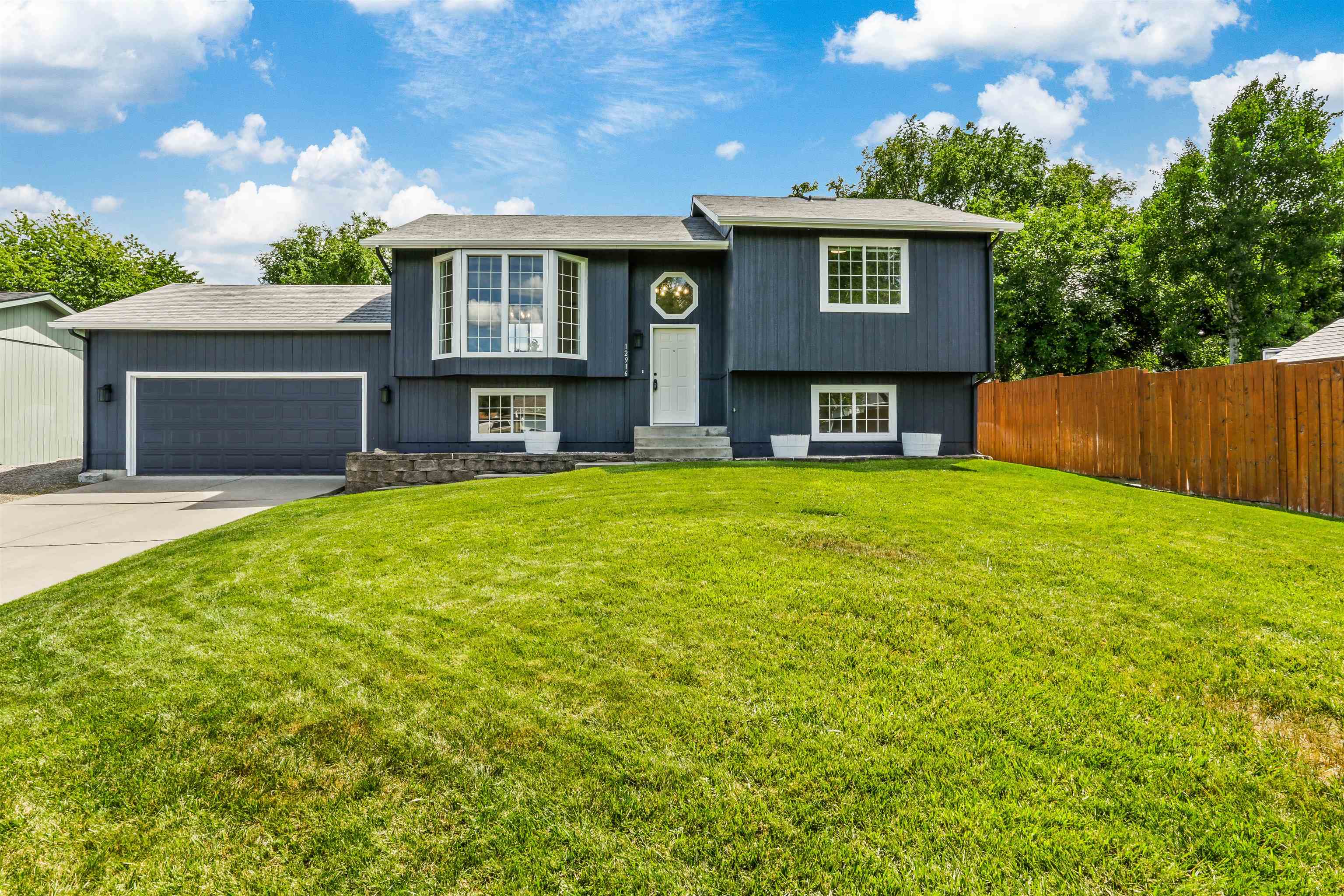 12916 E Sharp Ave - Photo 2
