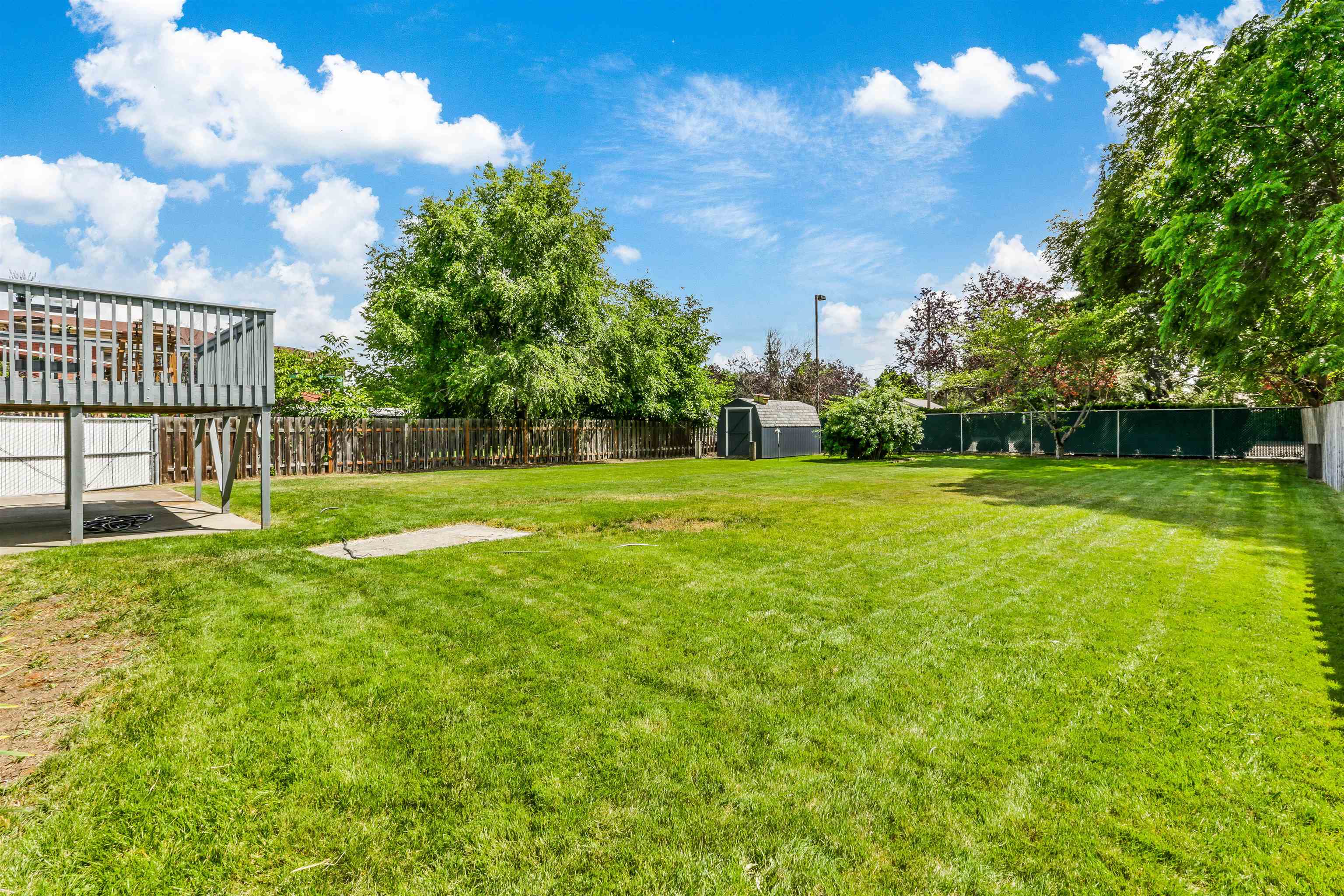 12916 E Sharp Ave - Photo 5