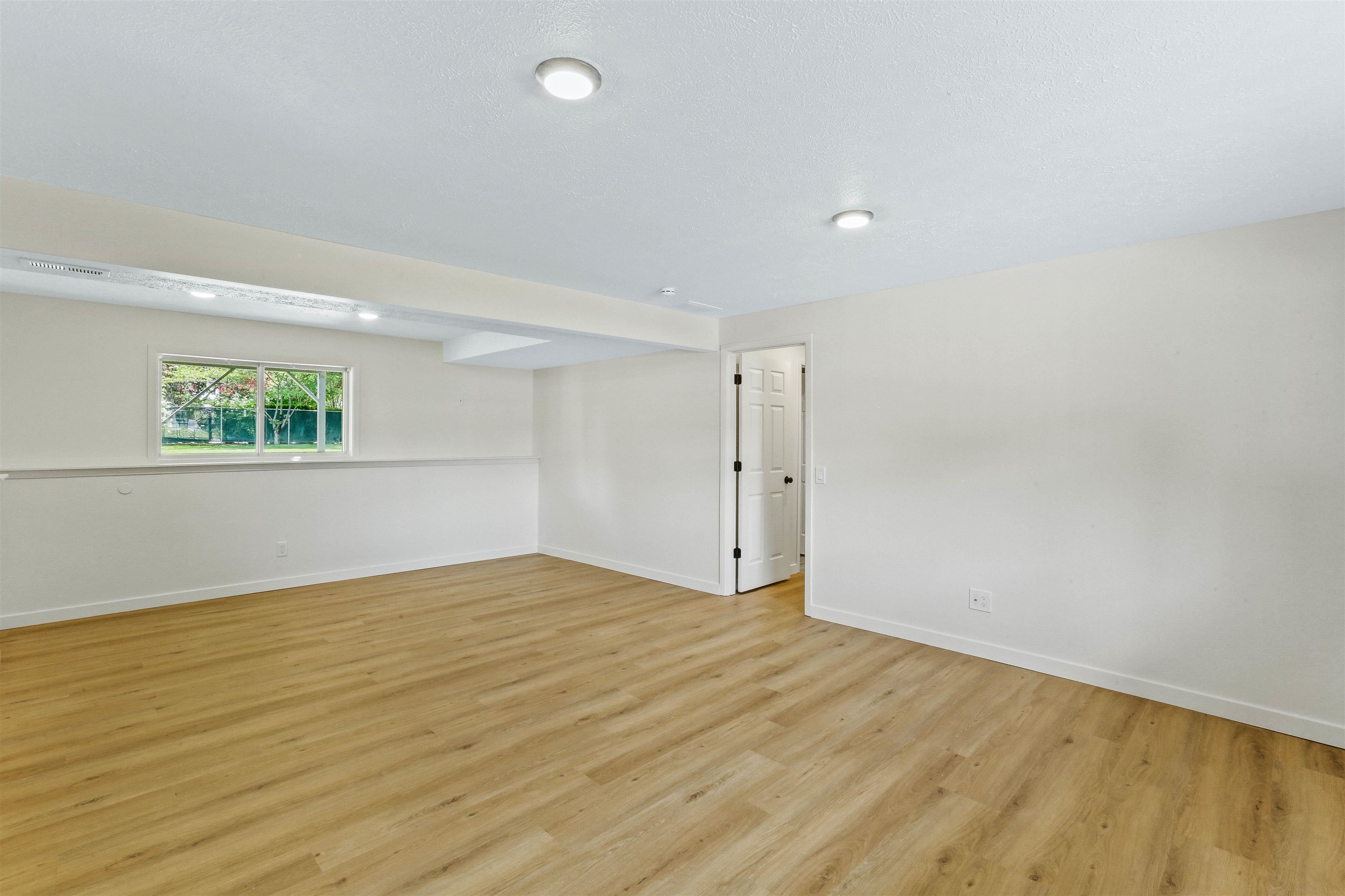 12916 E Sharp Ave - Photo 14