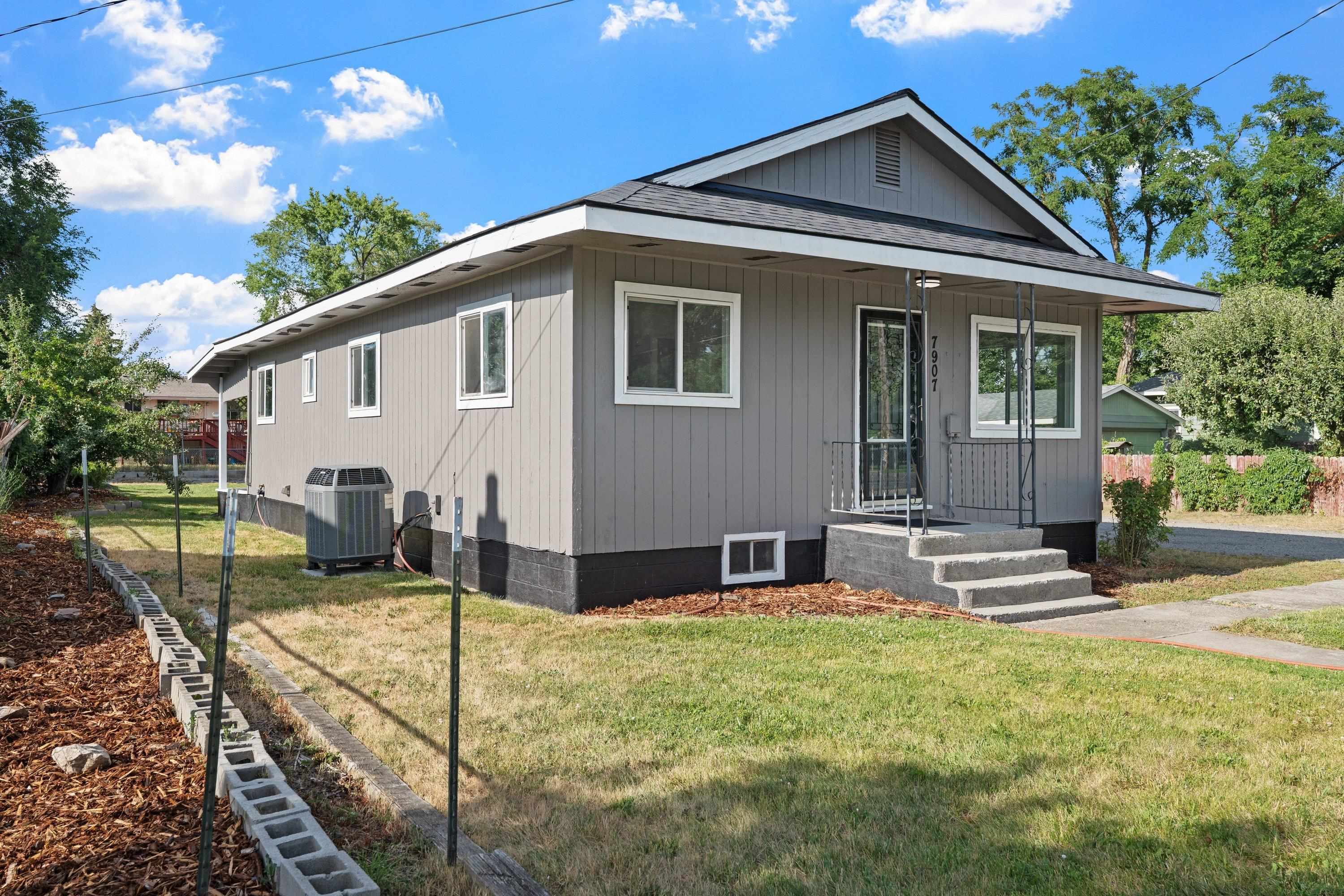 7907 E Nora Ave - Photo 3