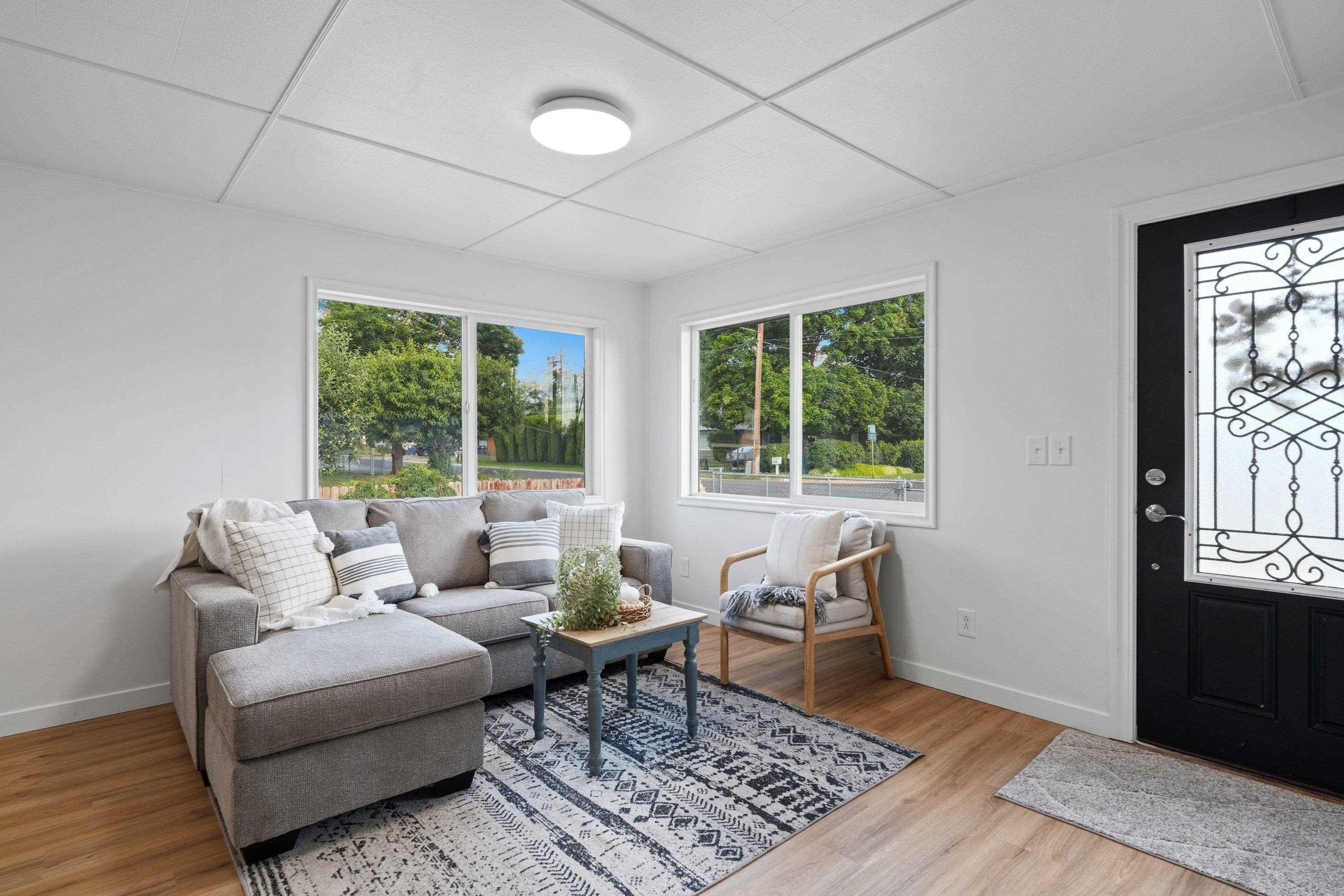 7907 E Nora Ave - Photo 6