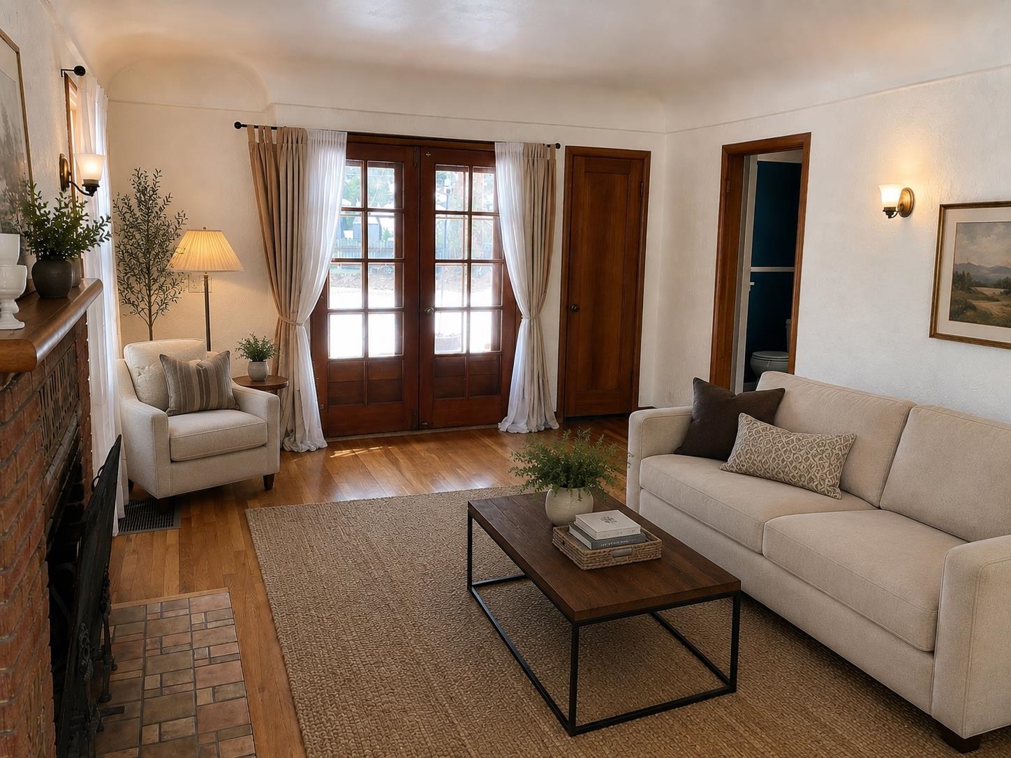 1018 E 17TH Ave - Photo 3