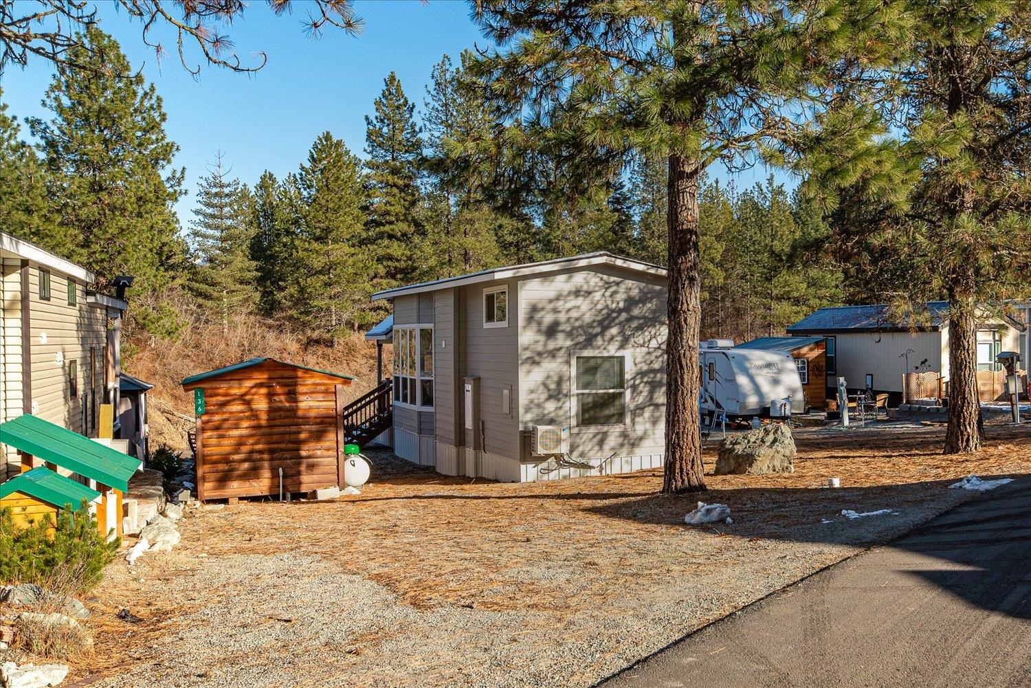 136 N Tall Pine Loop - Photo 1