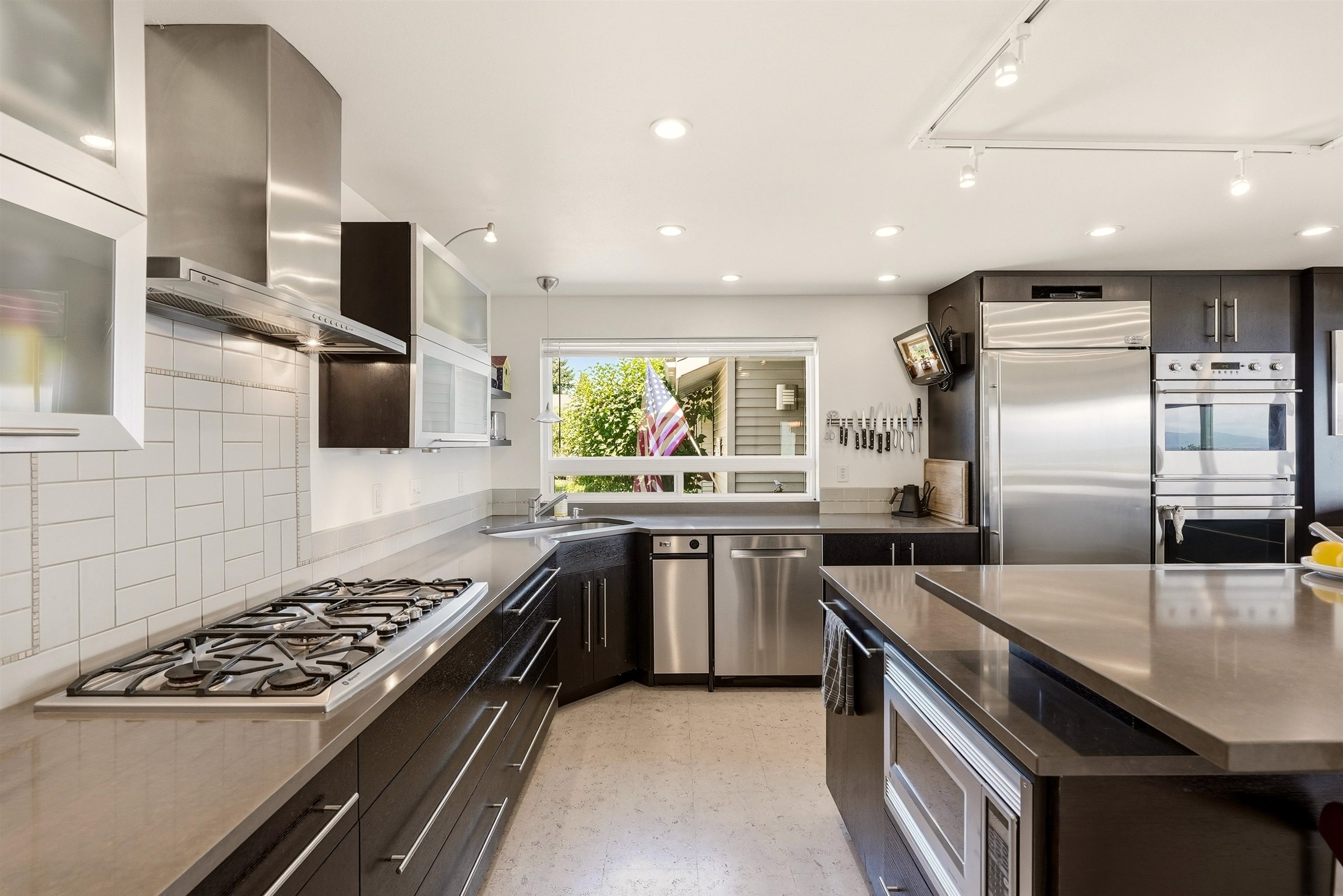 7712 N Panorama Dr - Photo 4