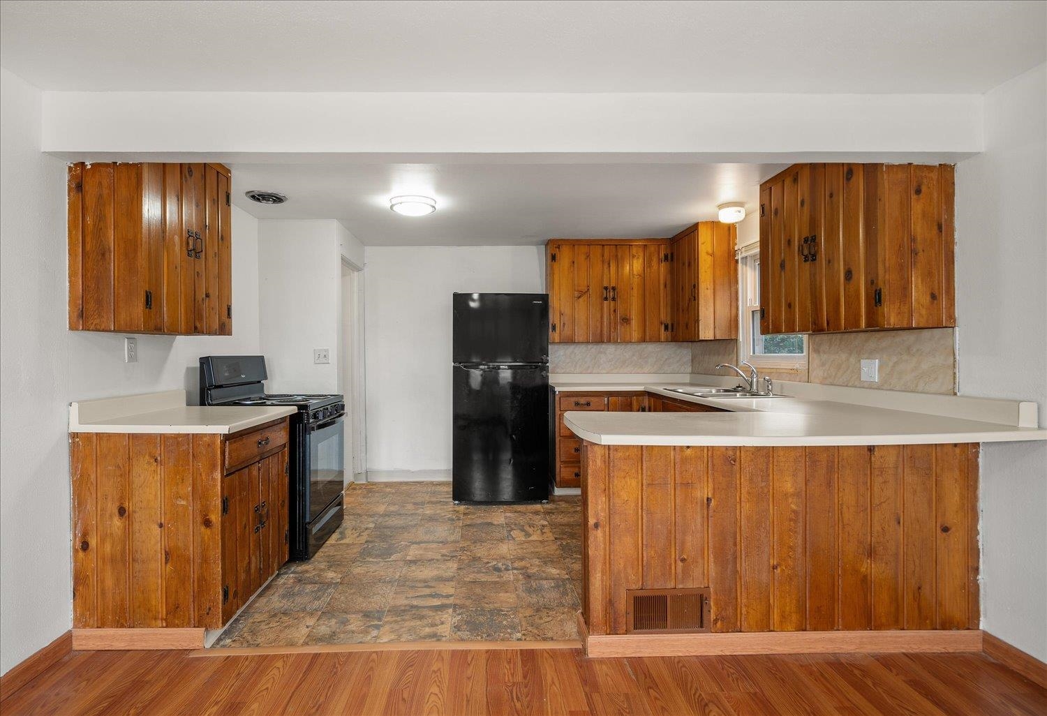 1720 E Francis Ave - Photo 8