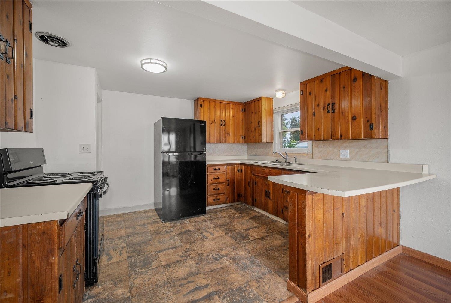 1720 E Francis Ave - Photo 10
