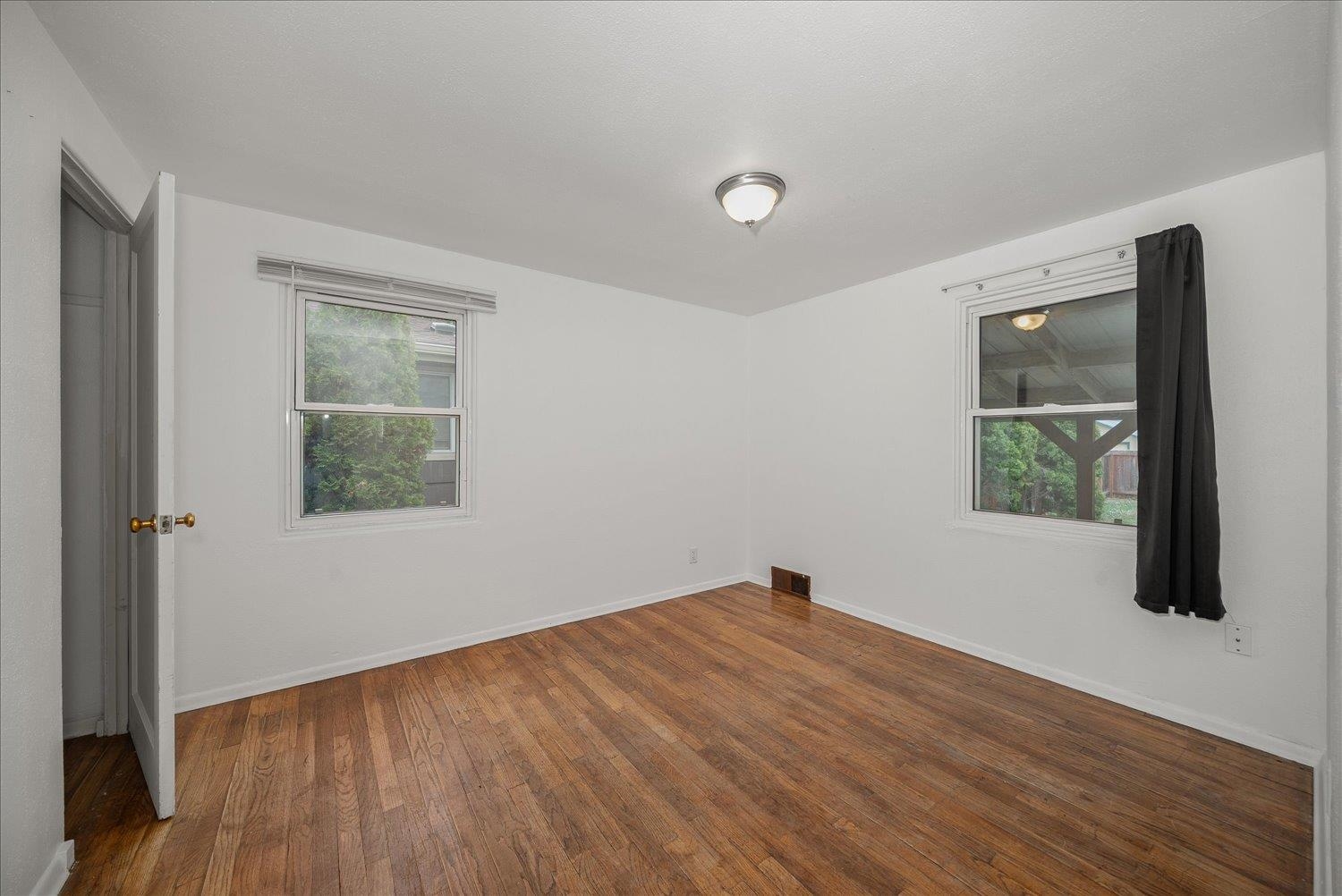 1720 E Francis Ave - Photo 14