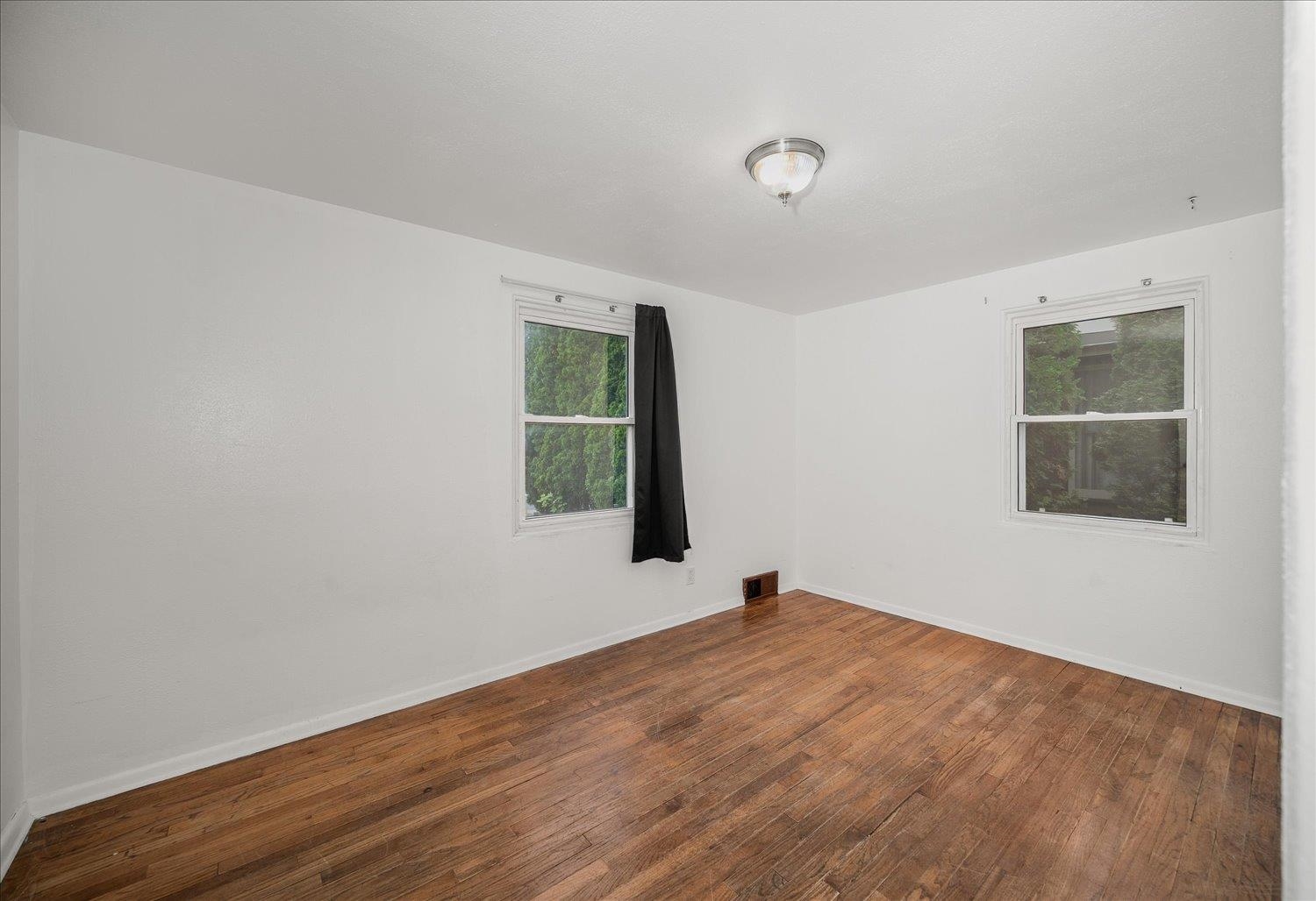 1720 E Francis Ave - Photo 16