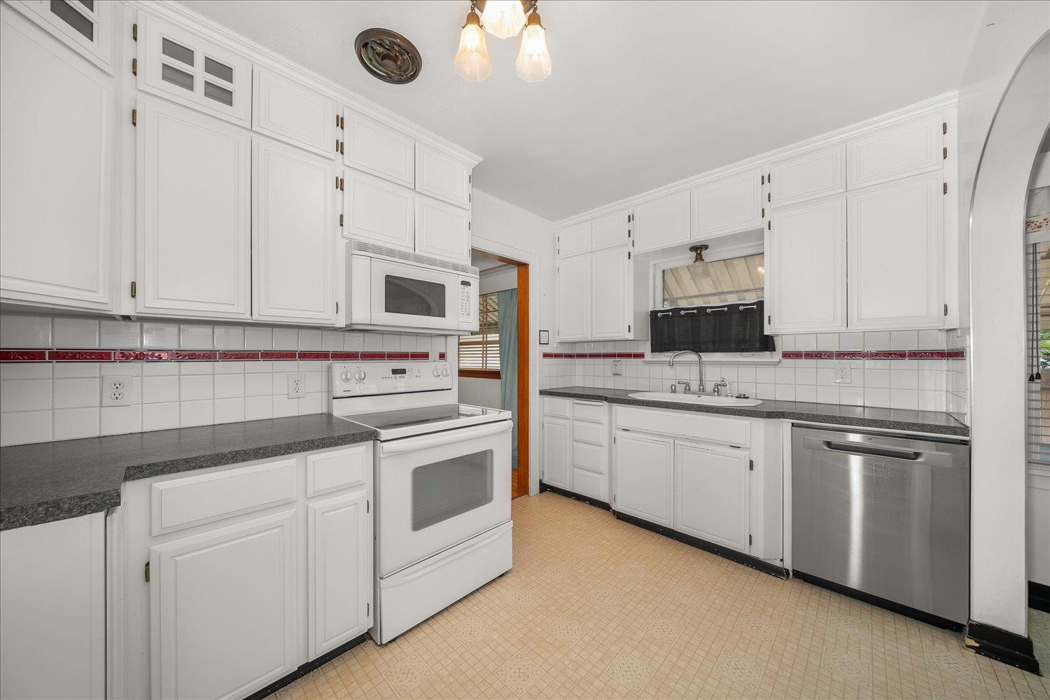 3428 W Northwest Blvd - Photo 12