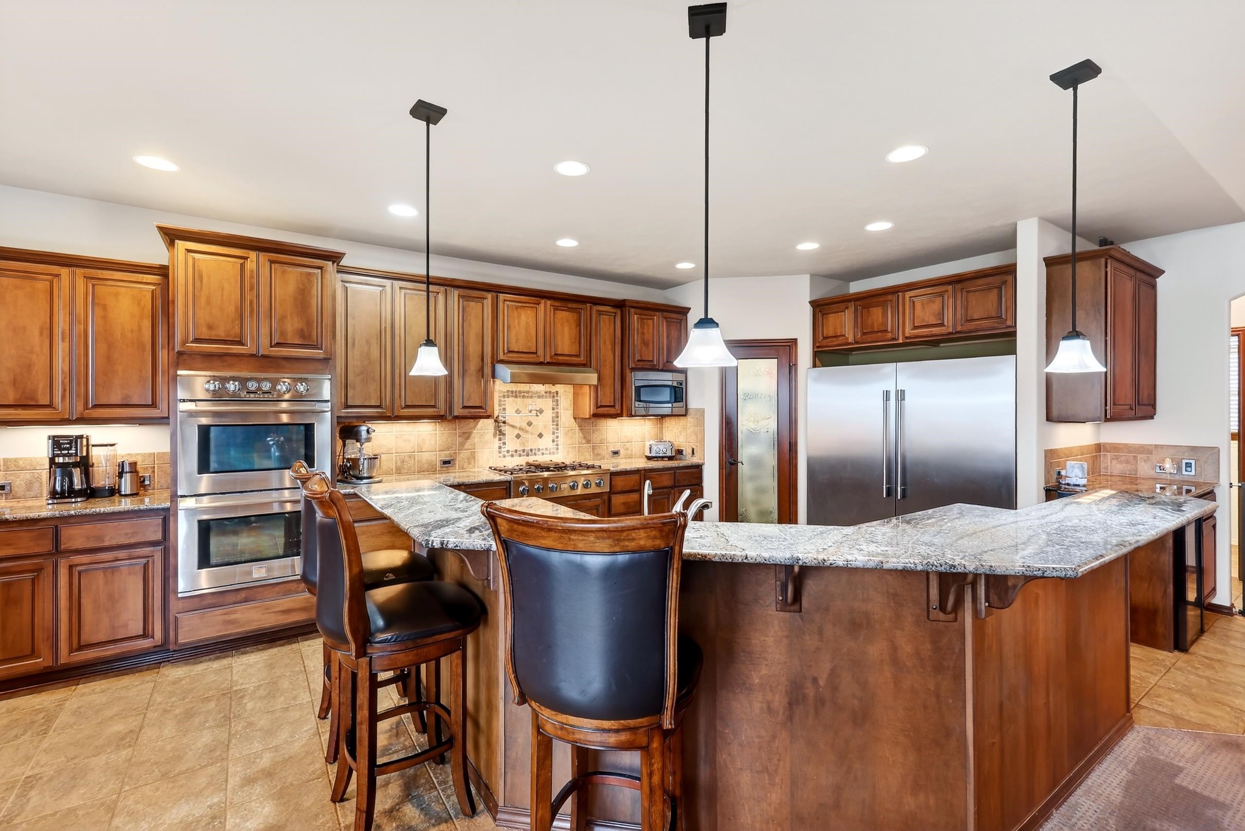 729 MONTAGUE Dr - Photo 4