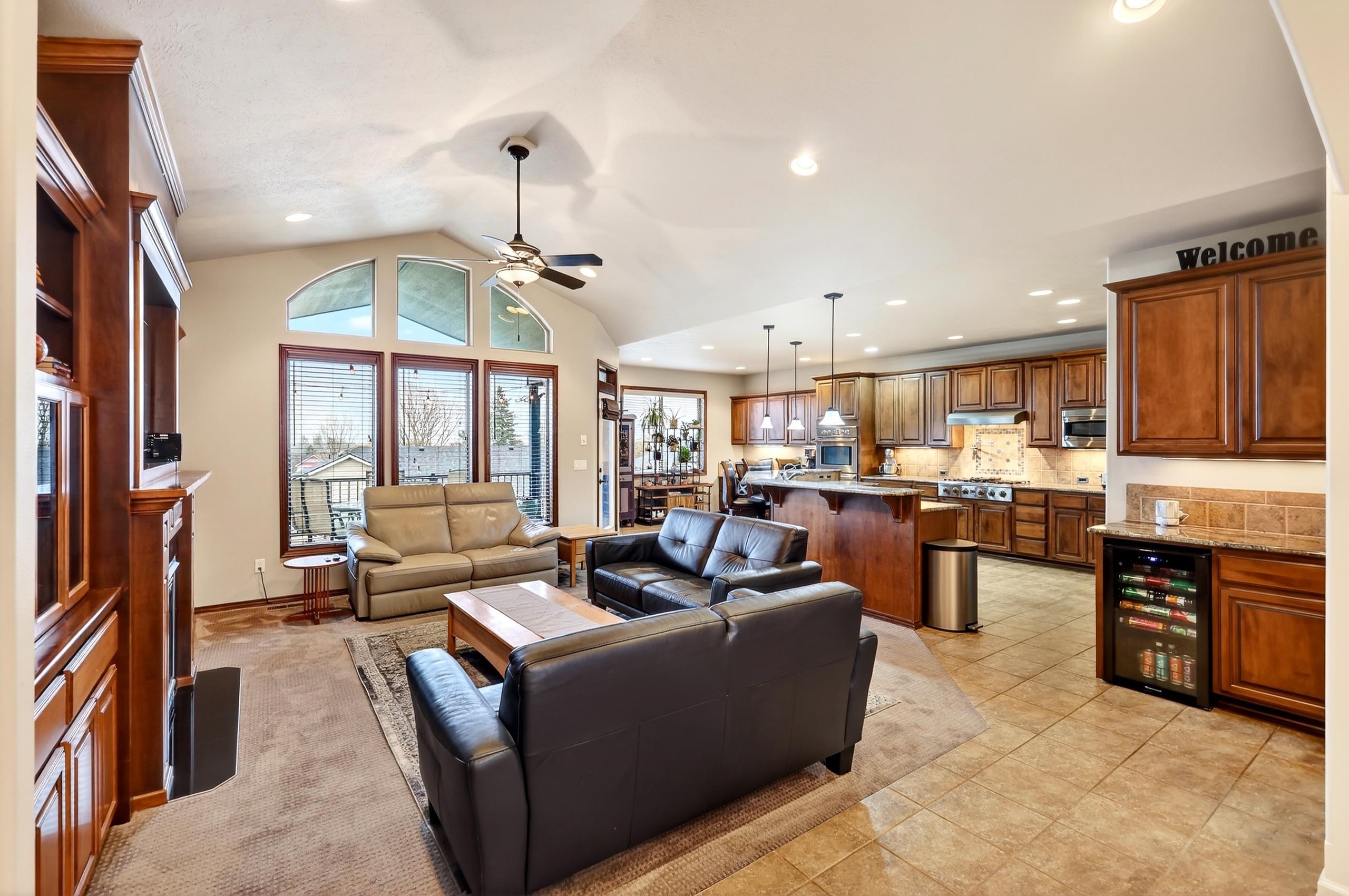 729 MONTAGUE Dr - Photo 12