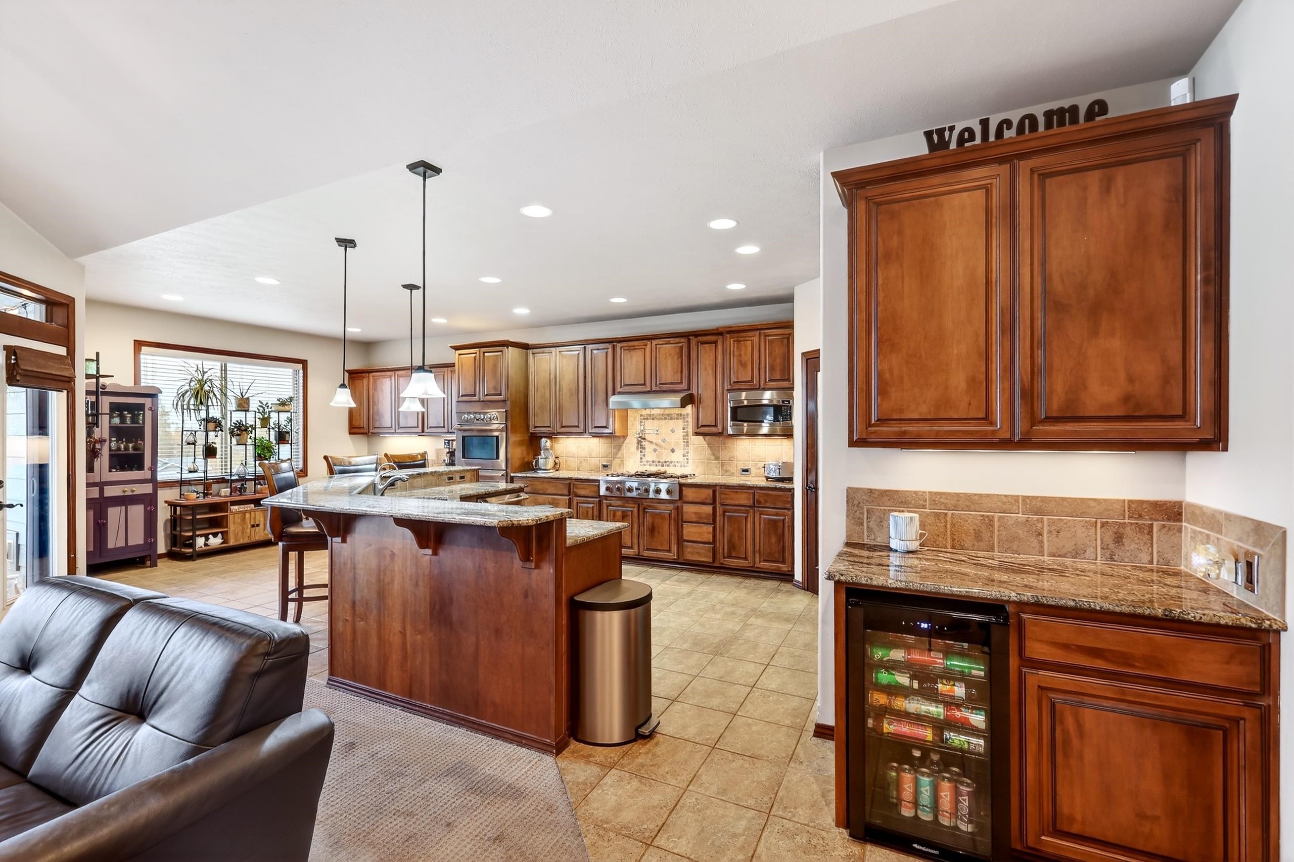 729 MONTAGUE Dr - Photo 20